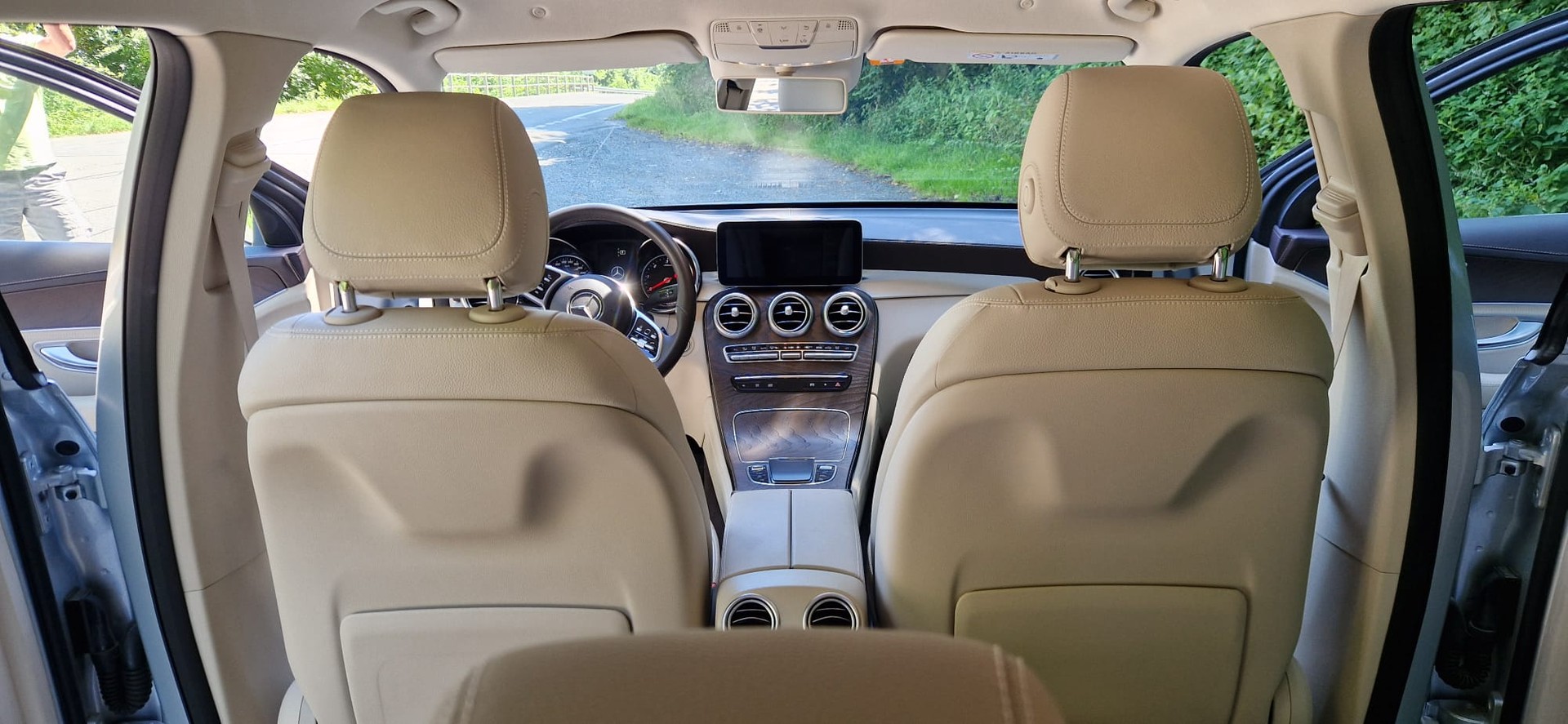 MERCEDES-BENZ GLC 220 d 4Matic 9G-Tronic-image-8