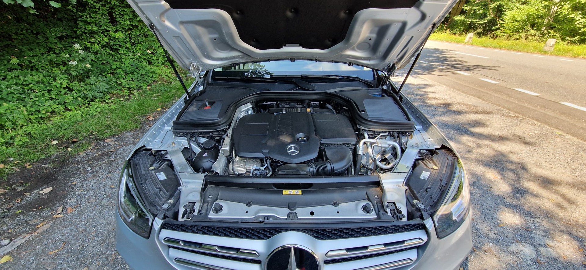 MERCEDES-BENZ GLC 220 d 4Matic 9G-Tronic-image-10