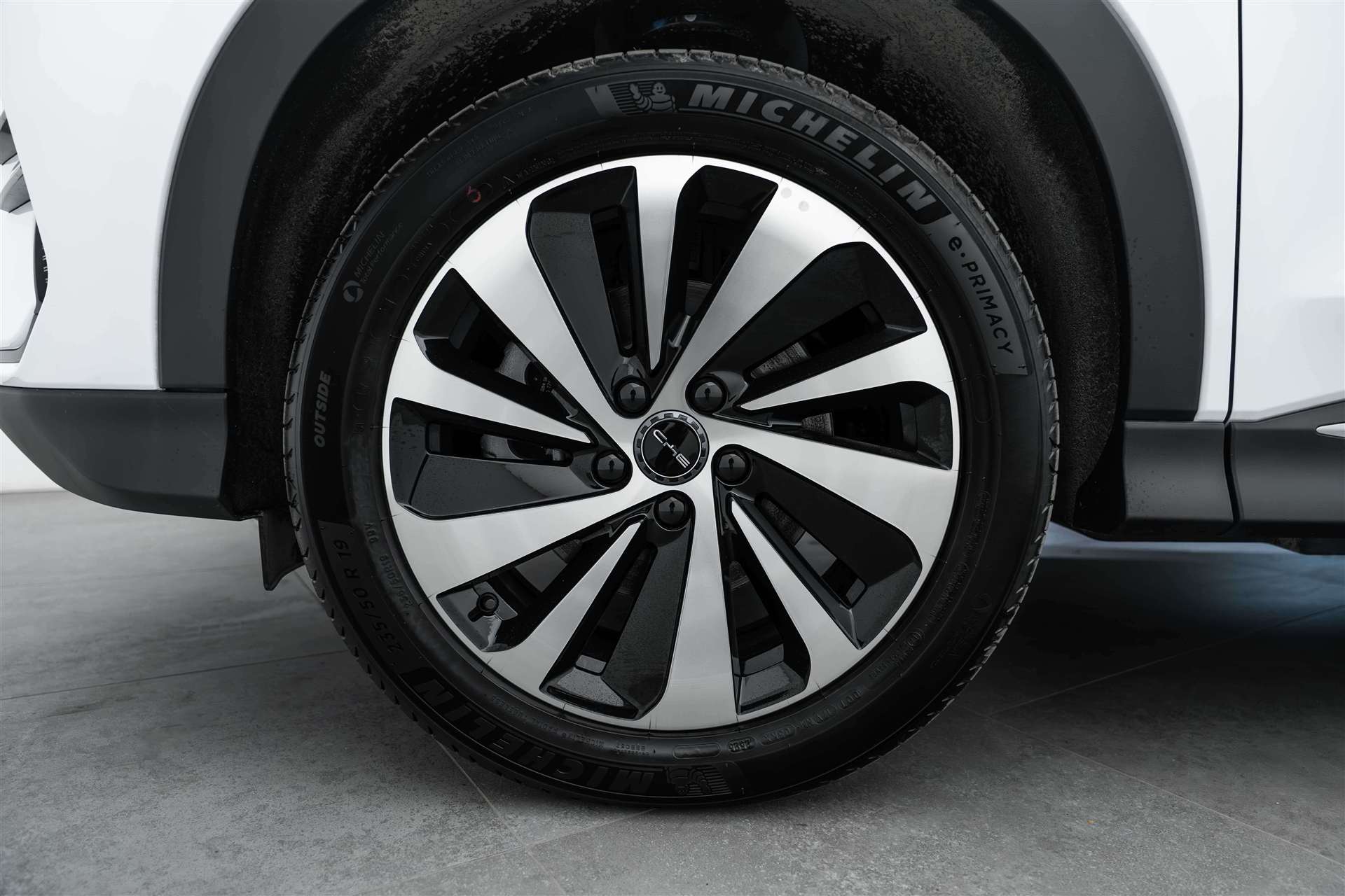 BYD Seal U DM-i Design AWD 324PS-image-5