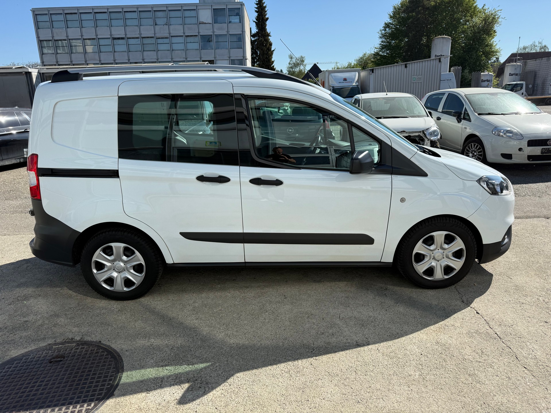 FORD FORD Transit Courier Van 1.0 EcoBoost-image-6