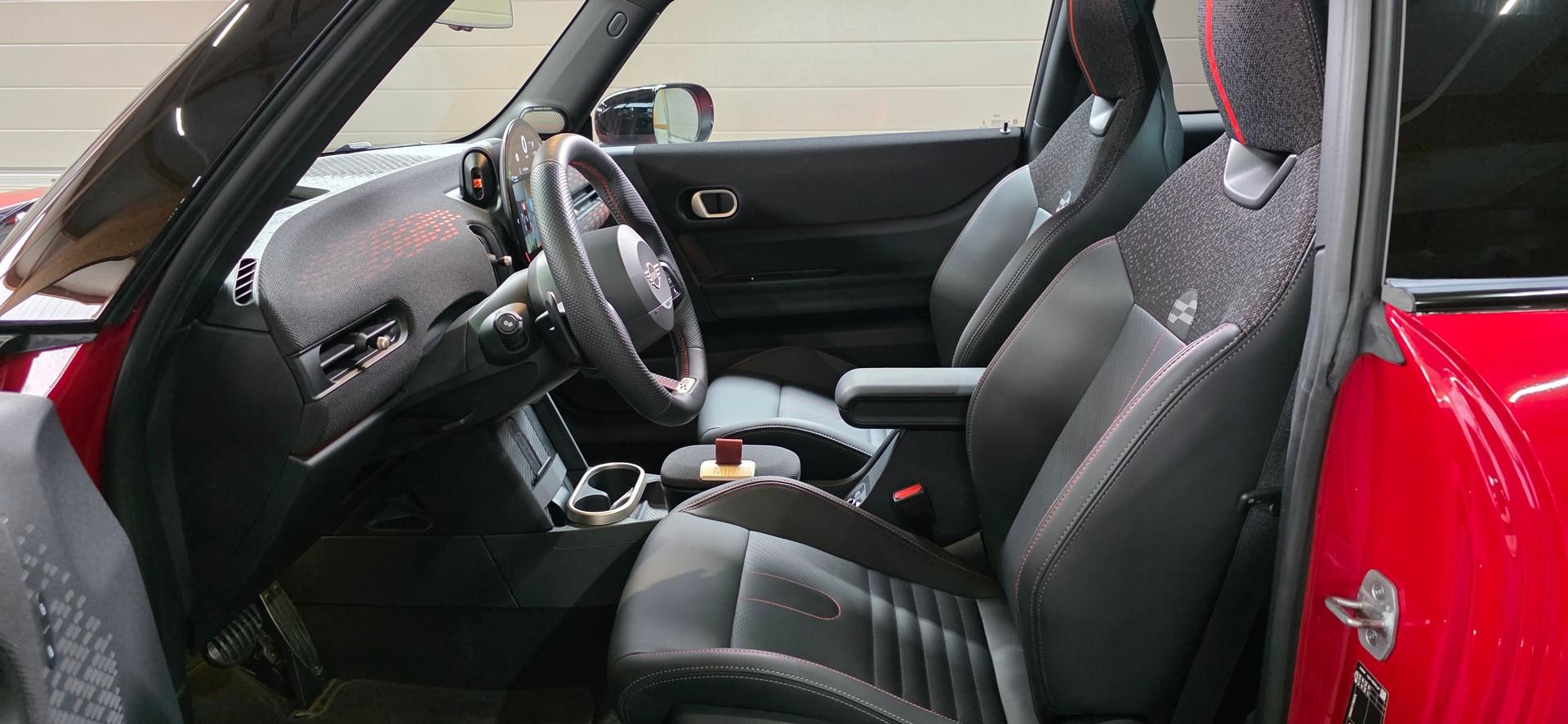 MINI John Cooper Works *Panoramadach*HeadUpDisplay*360°Kamera*Carplay/Androidauto*-image-8