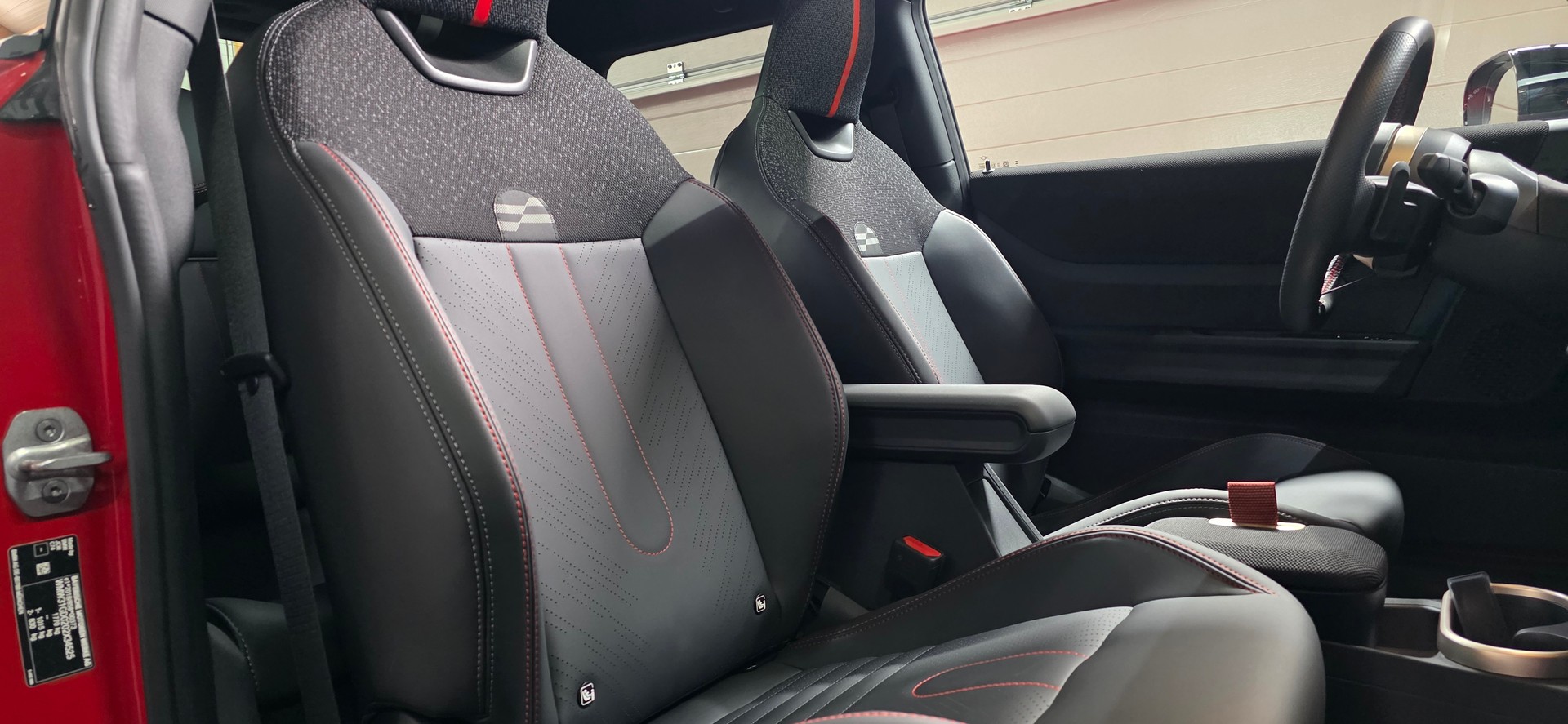 MINI John Cooper Works *Panoramadach*HeadUpDisplay*360°Kamera*Carplay/Androidauto*-image-24