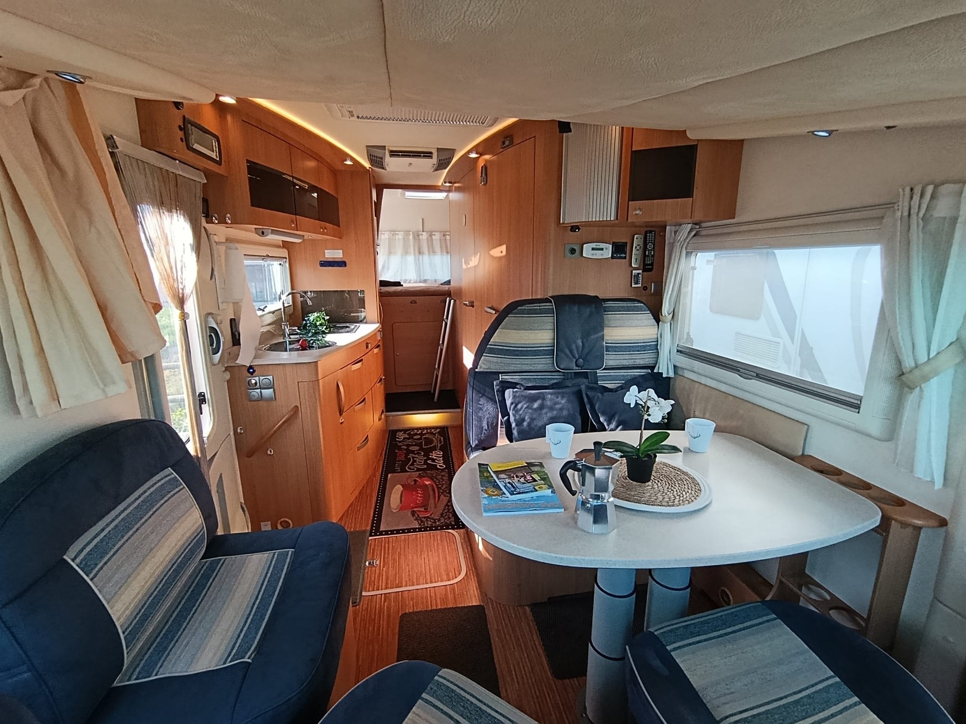 ADRIA Vision ***Maximale Freiheit dank Vollautarkie***Grenzenloses Reisen***Efoy Anlage*Solar*Wechselrichter 4000W*Dieselheizung*-image-19