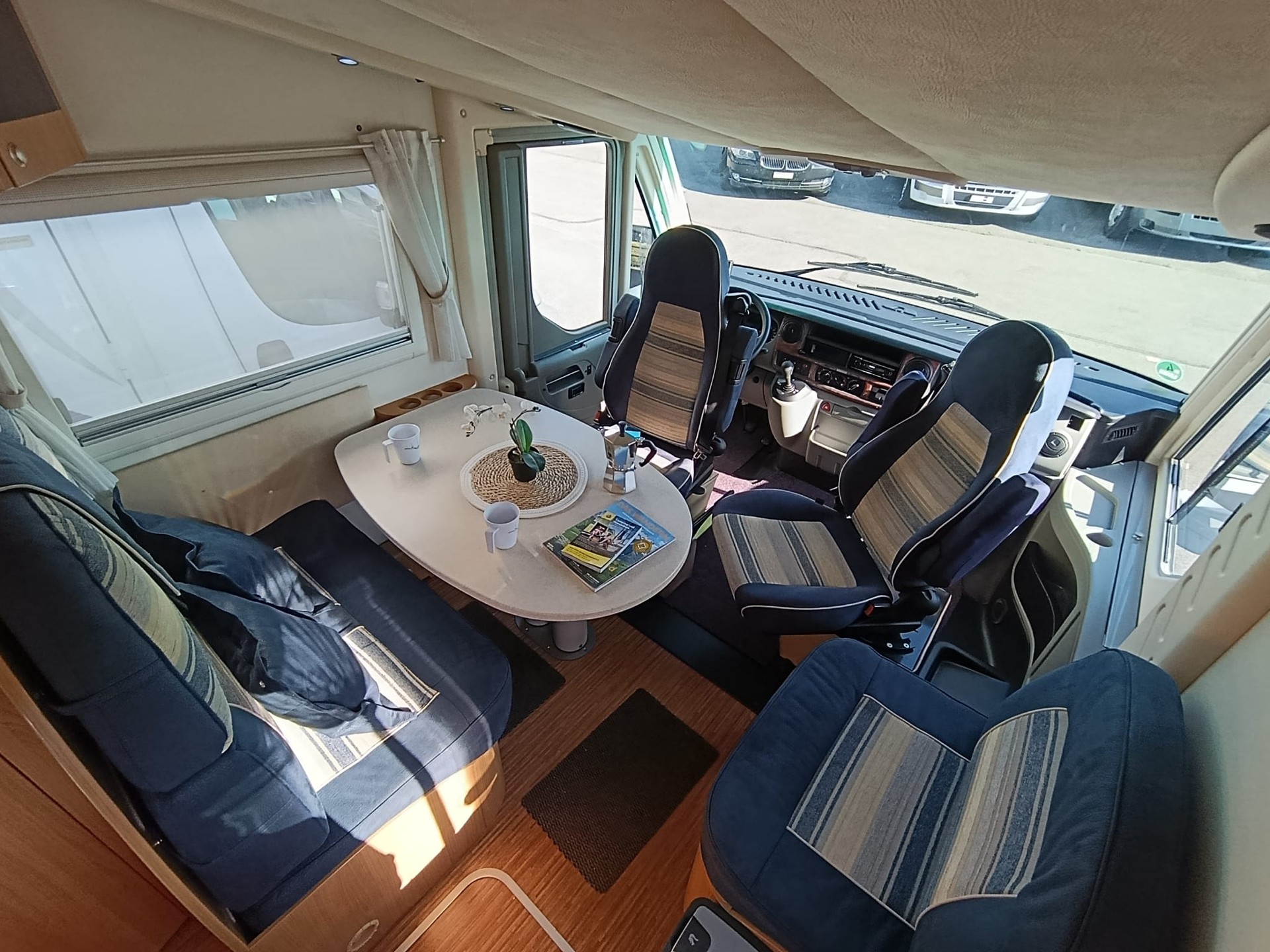 ADRIA Vision ***Maximale Freiheit dank Vollautarkie***Grenzenloses Reisen***Efoy Anlage*Solar*Wechselrichter 4000W*Dieselheizung*-showroom-element-1