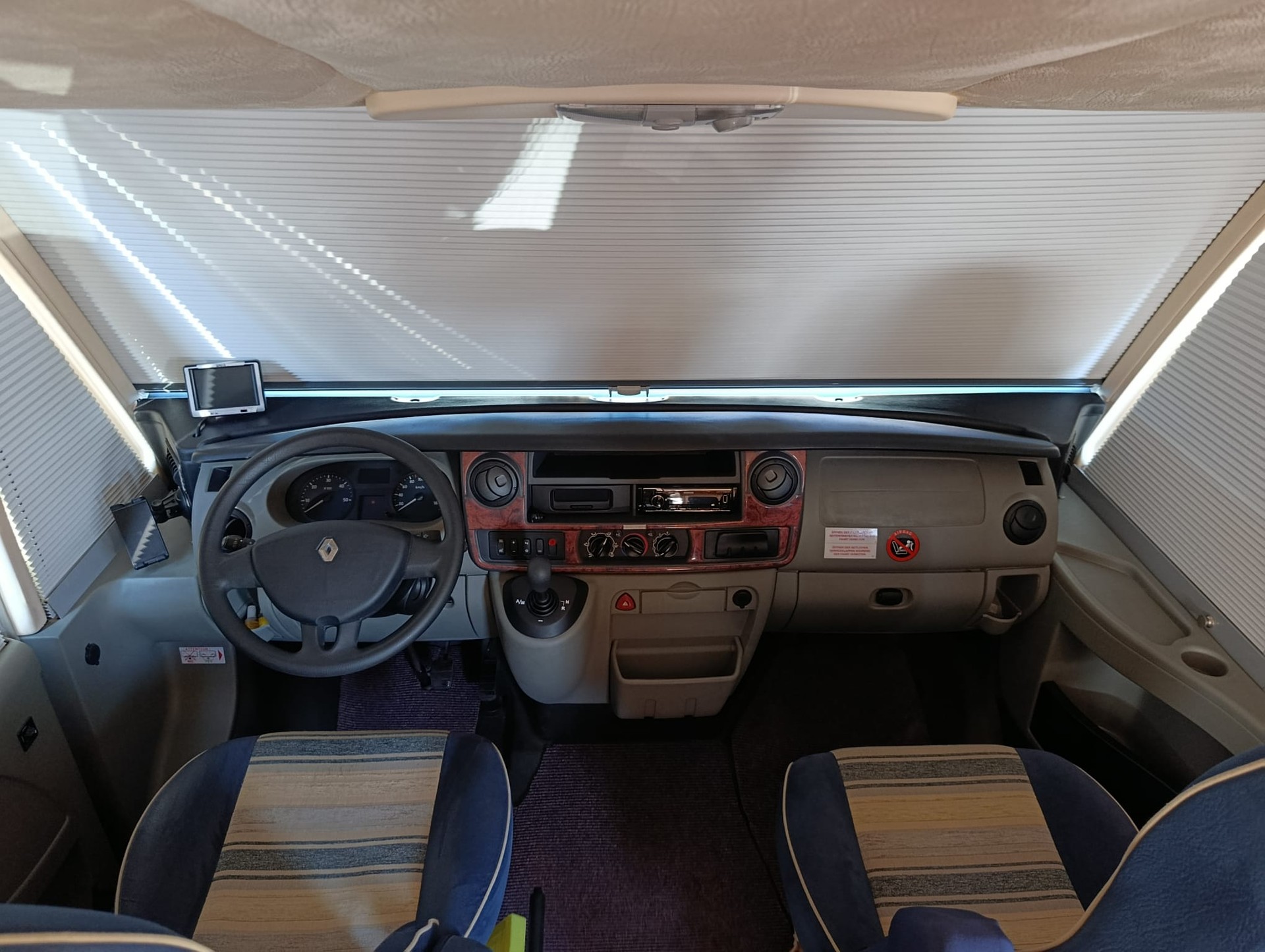 ADRIA Vision ***Maximale Freiheit dank Vollautarkie***Grenzenloses Reisen***Efoy Anlage*Solar*Wechselrichter 4000W*Dieselheizung*-image-15