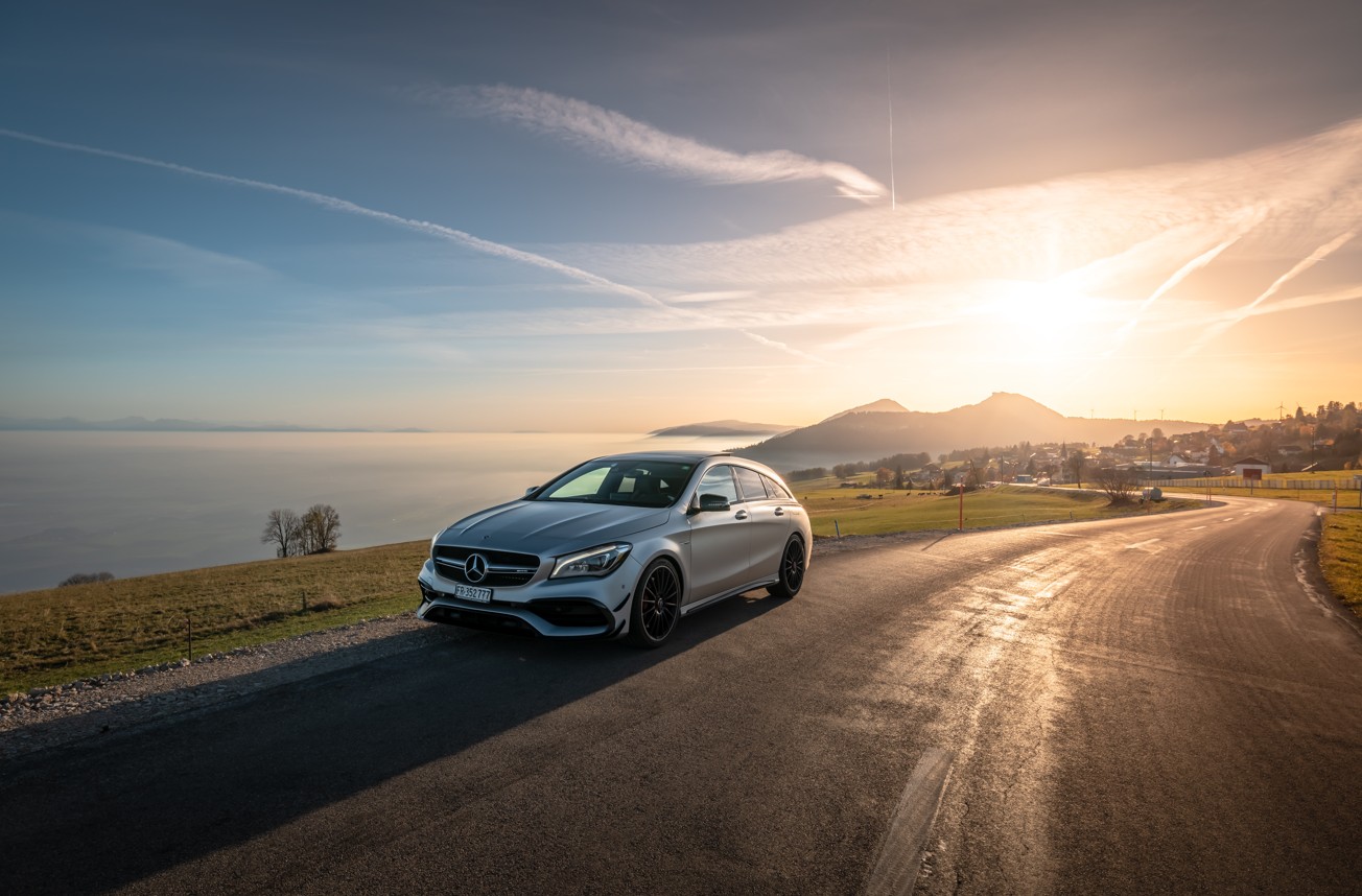 MERCEDES-BENZ CLA 45 AMG 4m-image-1