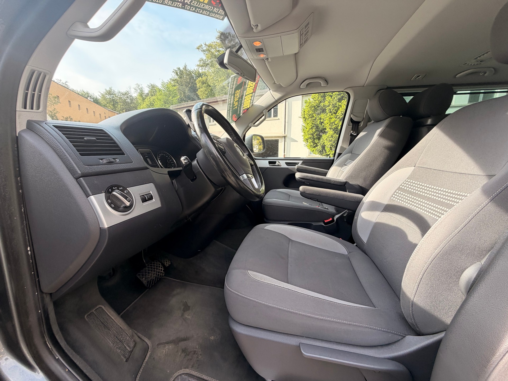 VW T5 Multivan 2.0 Bi-TDI CR Comfortline DSG-image-8
