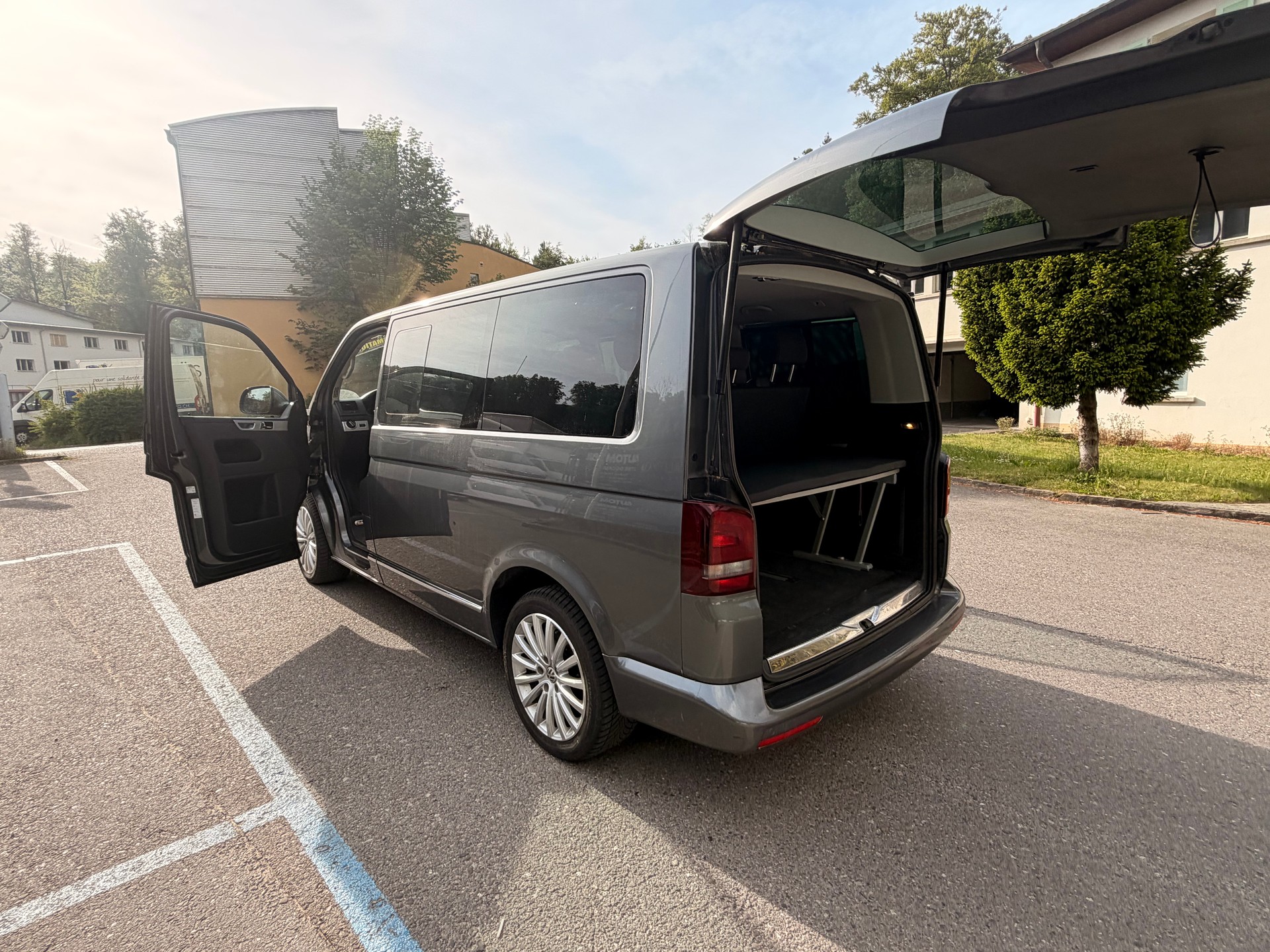 VW T5 Multivan 2.0 Bi-TDI CR Comfortline DSG-image-15