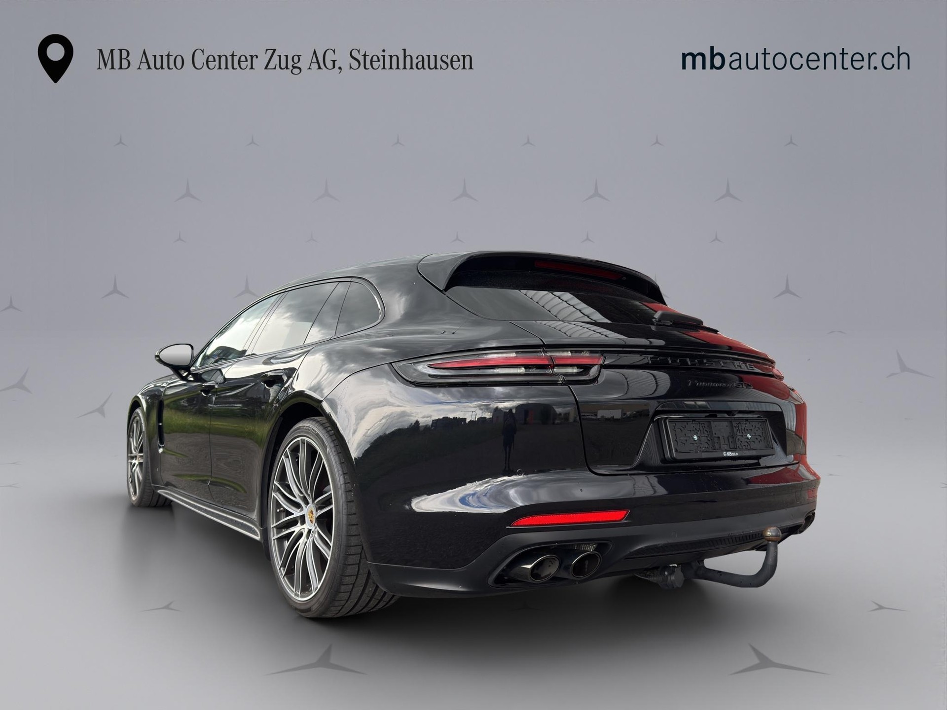 PORSCHE Panamera Sport Turismo 4.0 V8 GTS-image-2