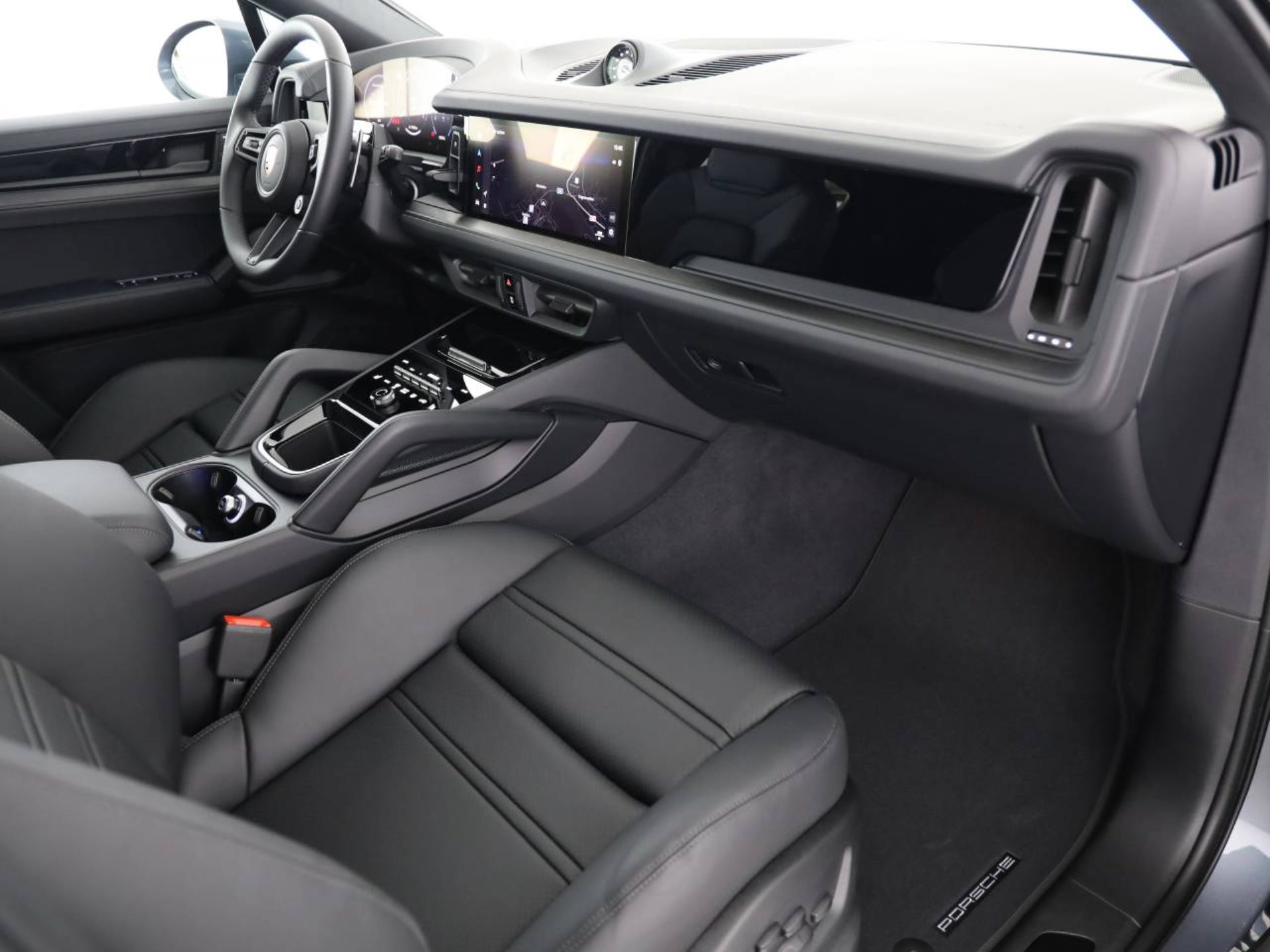 PORSCHE Cayenne Coupé Black Edition-image-11