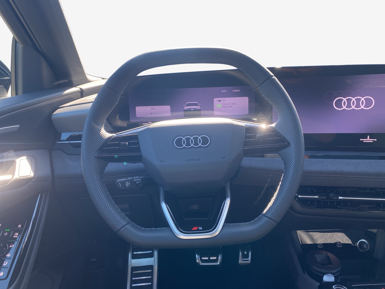 AUDI Q6 e-tron quattro-image-9