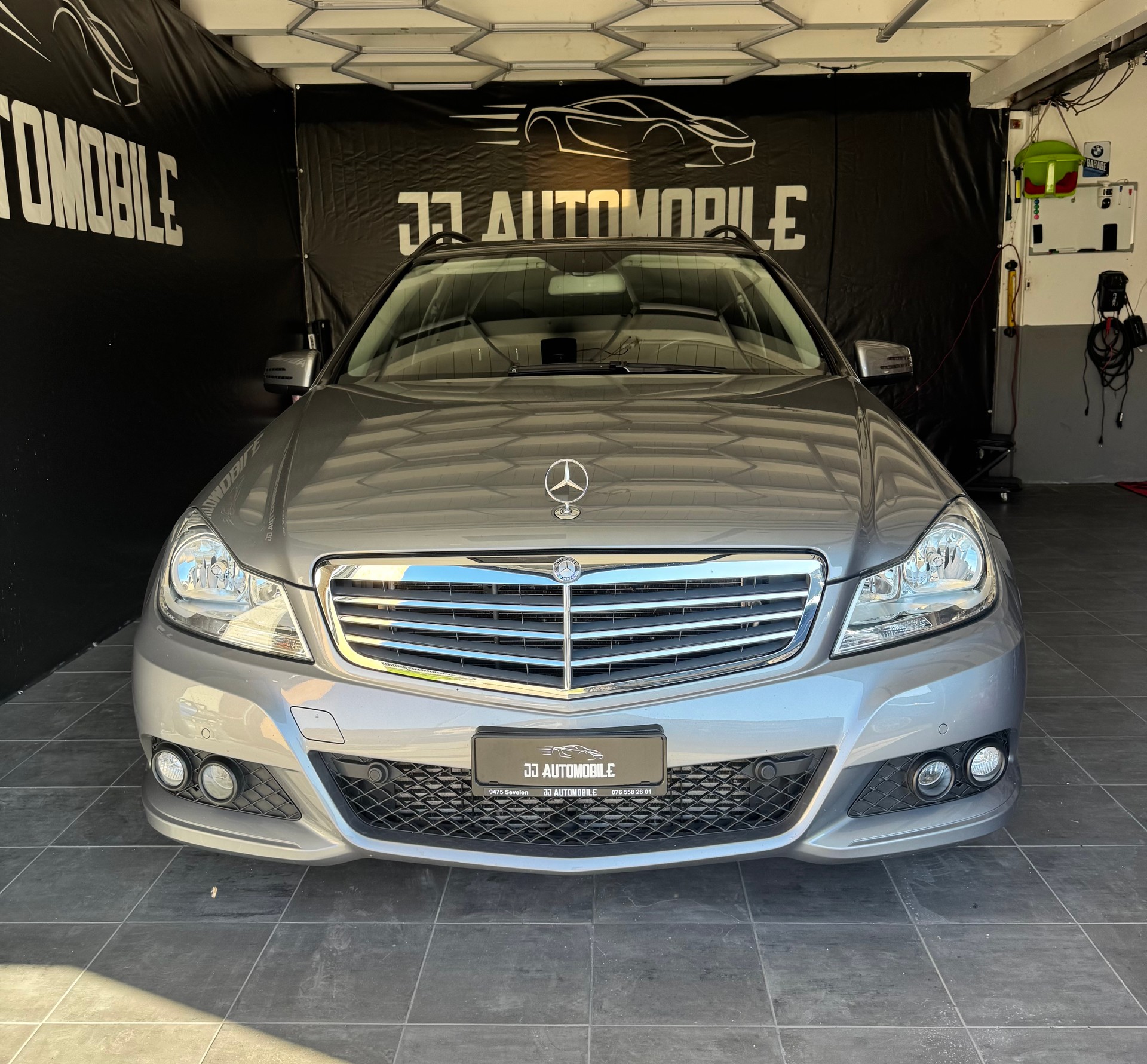 MERCEDES-BENZ C 180-image-1