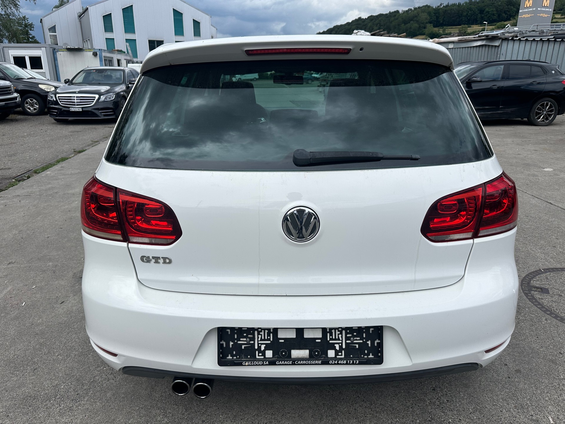 VW Golf 2.0 TDI GTD-image-2