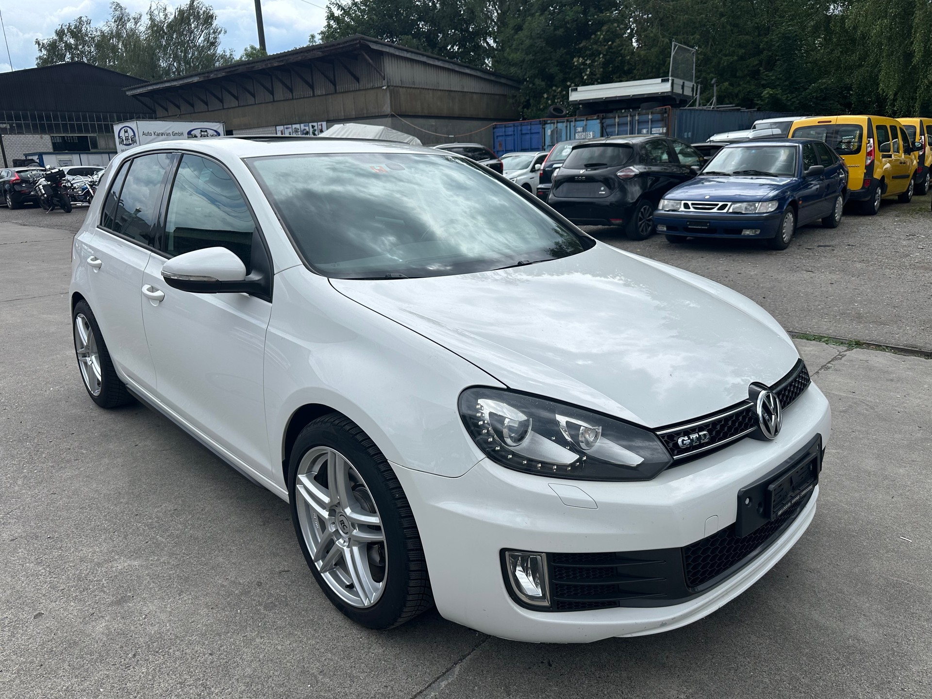 VW Golf 2.0 TDI GTD-image-5