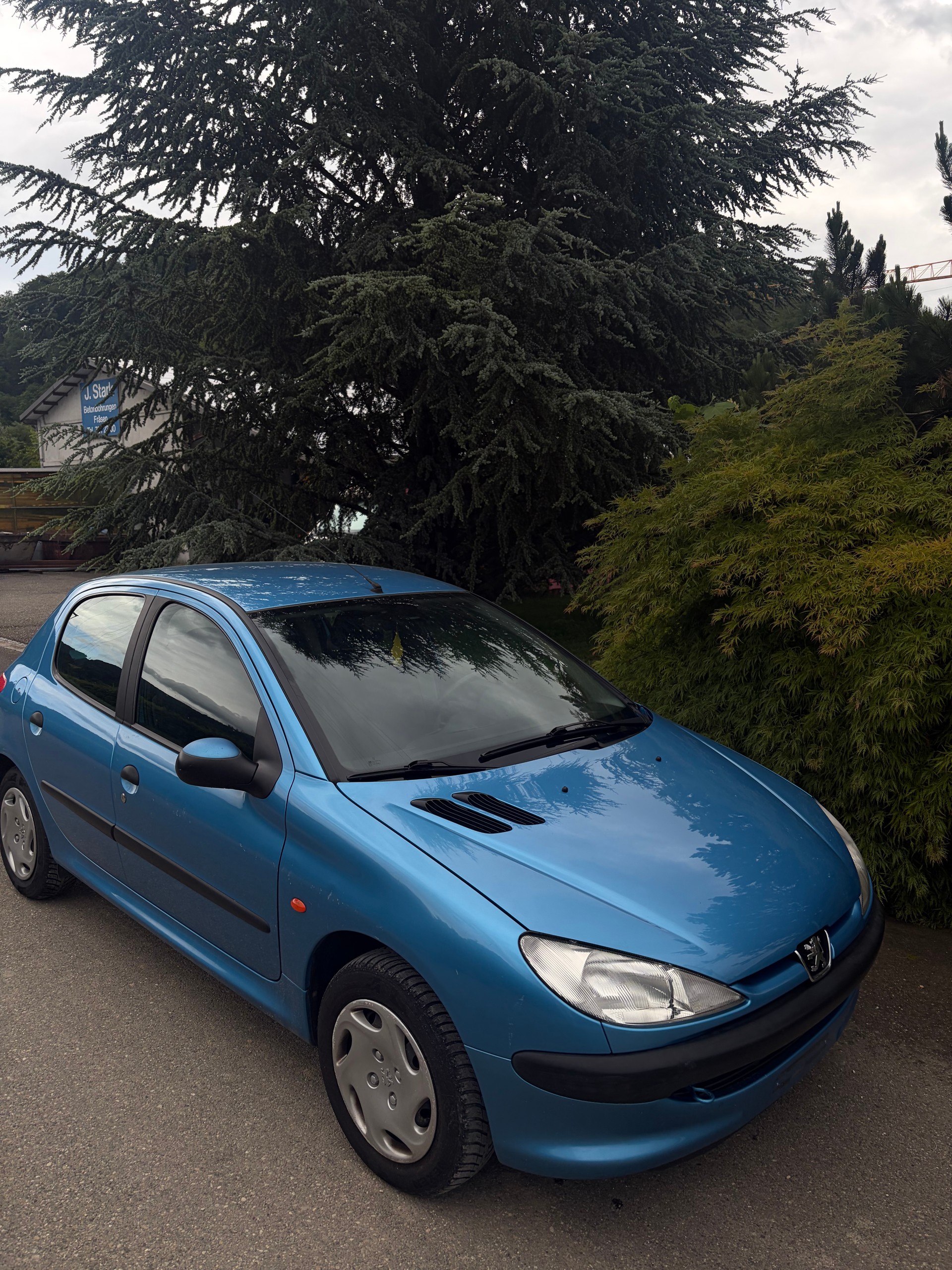 PEUGEOT 206 1.6 XT-image-1
