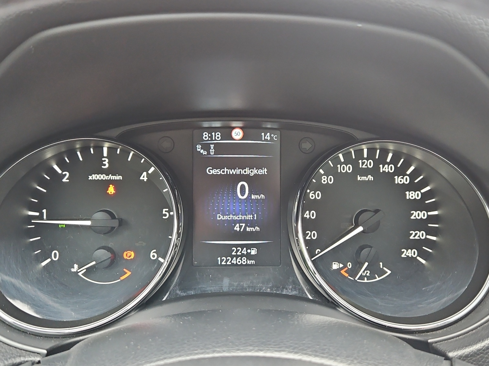 NISSAN Qashqai 1.6 dCi Tekna 4x4-image-11