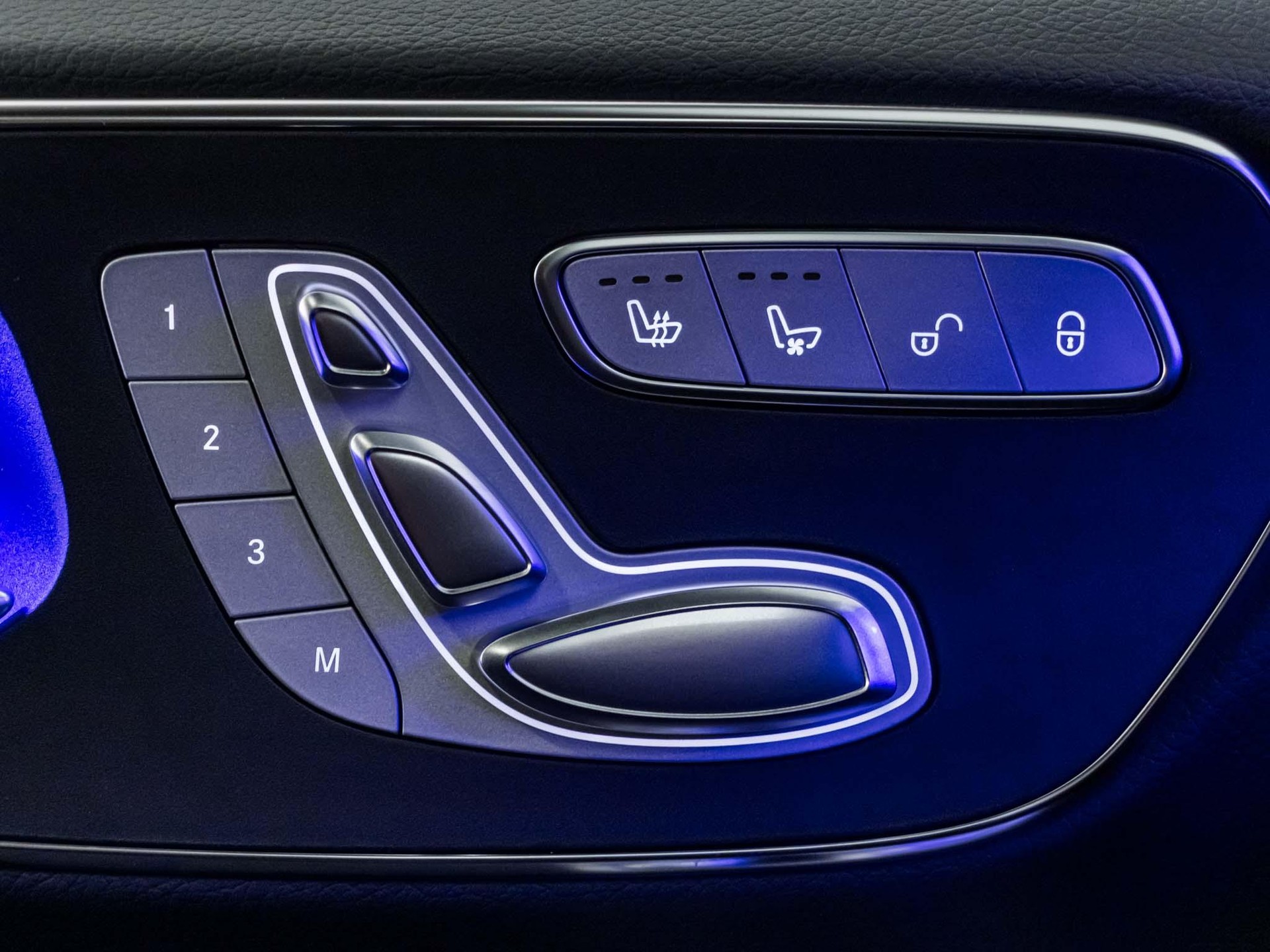 MERCEDES-BENZ V 300 d 4MATIC EXCLUSIVE L-image-13