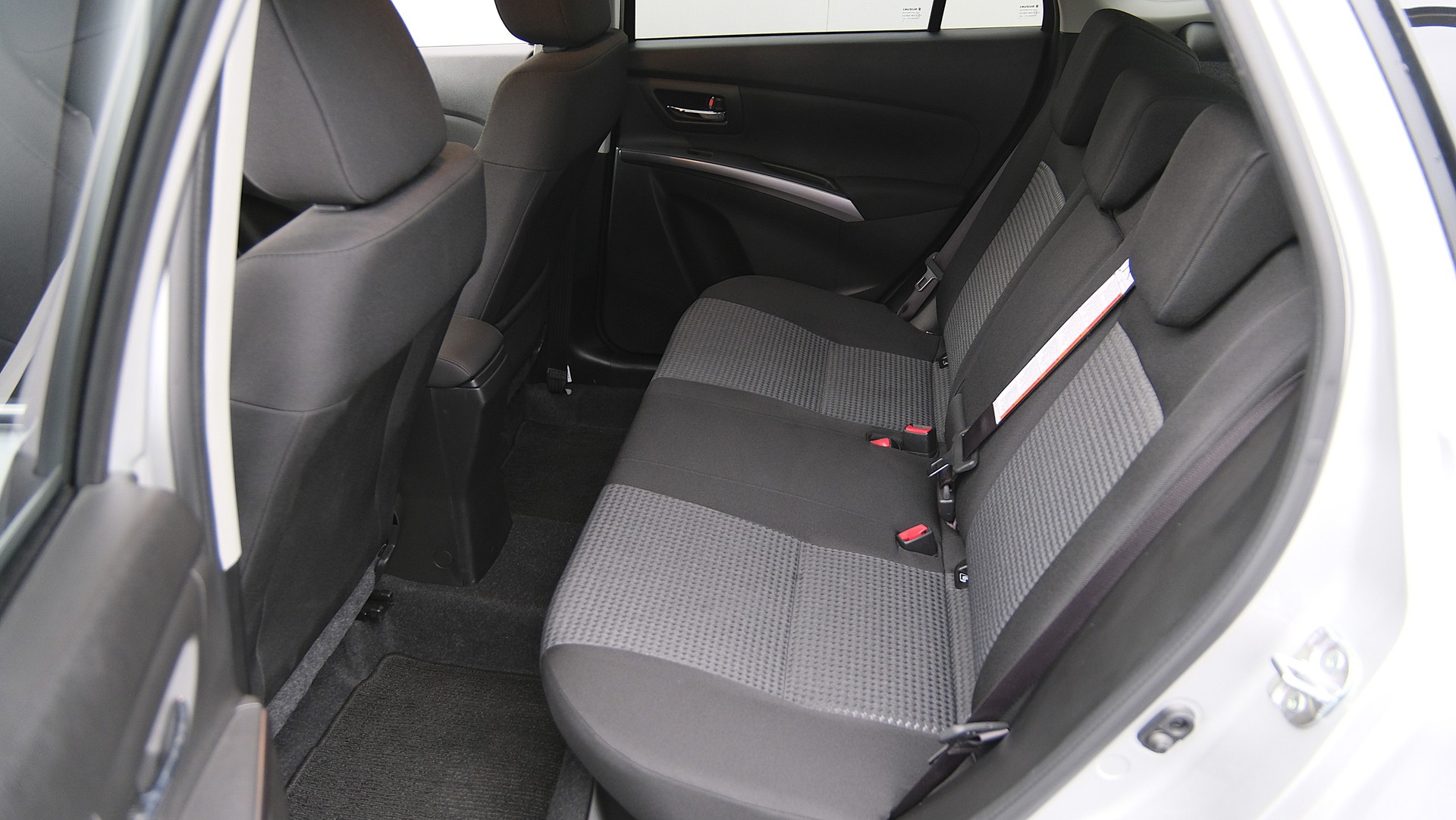 SUZUKI S-Cross 1.4 16V Compact+ MHD 4WD-image-22