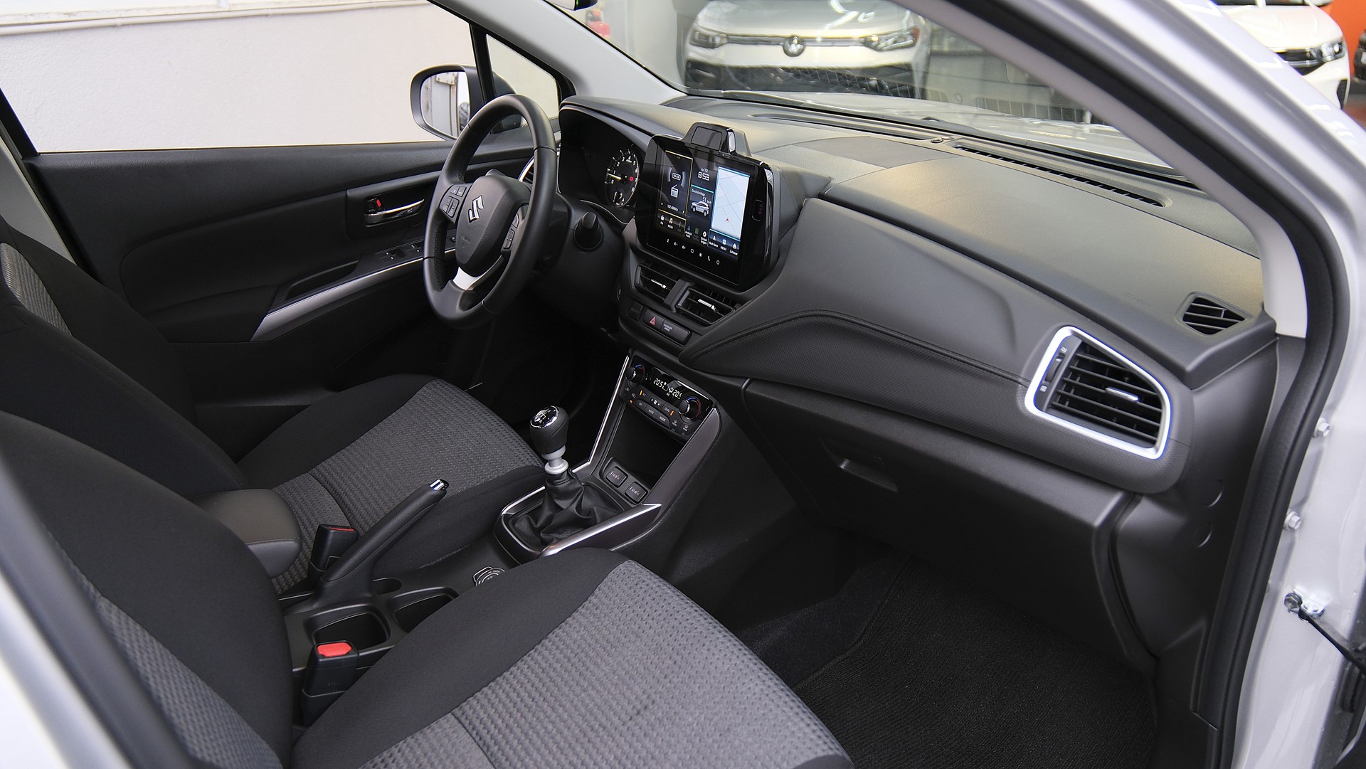 SUZUKI S-Cross 1.4 16V Compact+ MHD 4WD-image-14