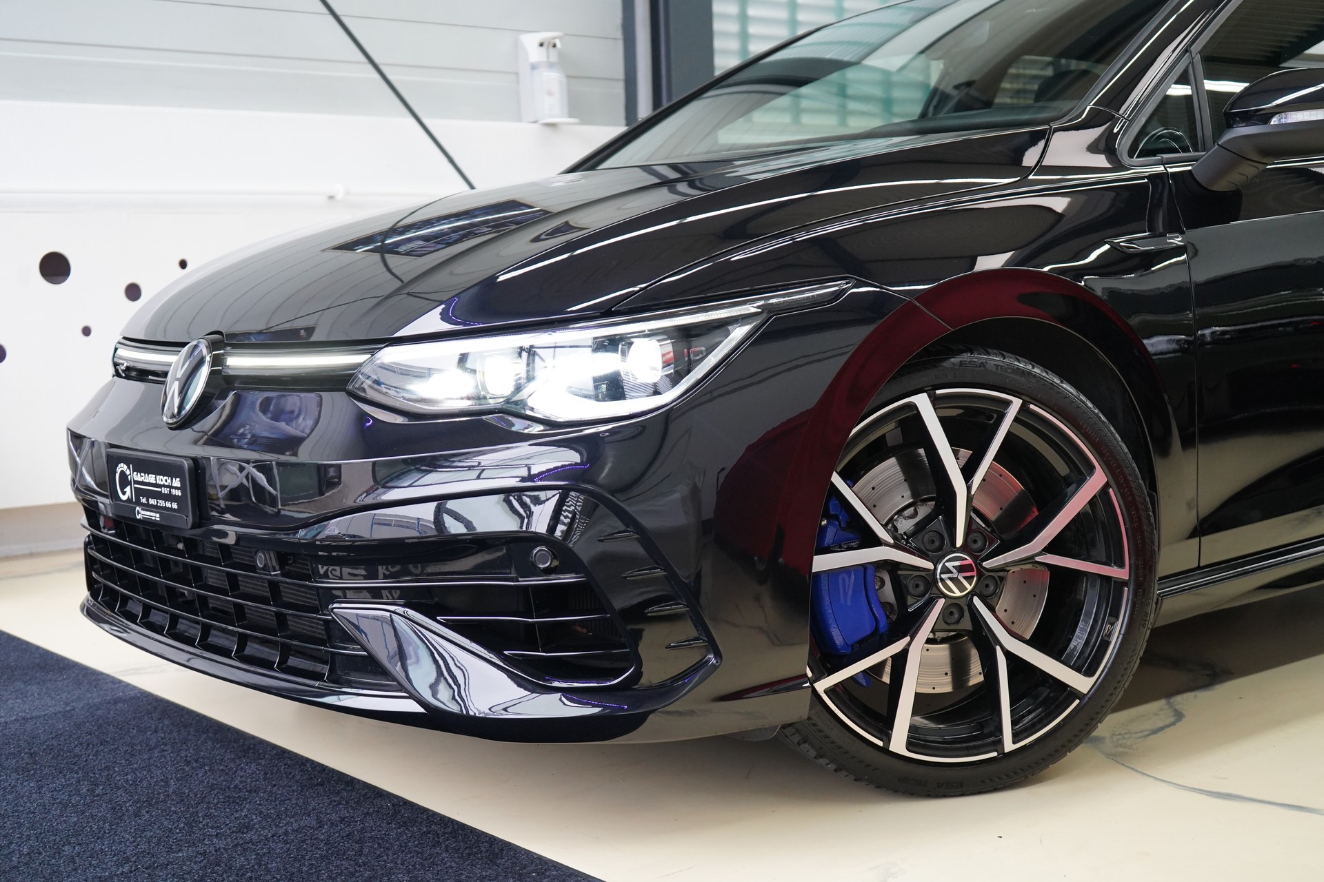VW Golf 2.0 TSI R DSG 4Motion / ABT 385 Ps. *-image-3