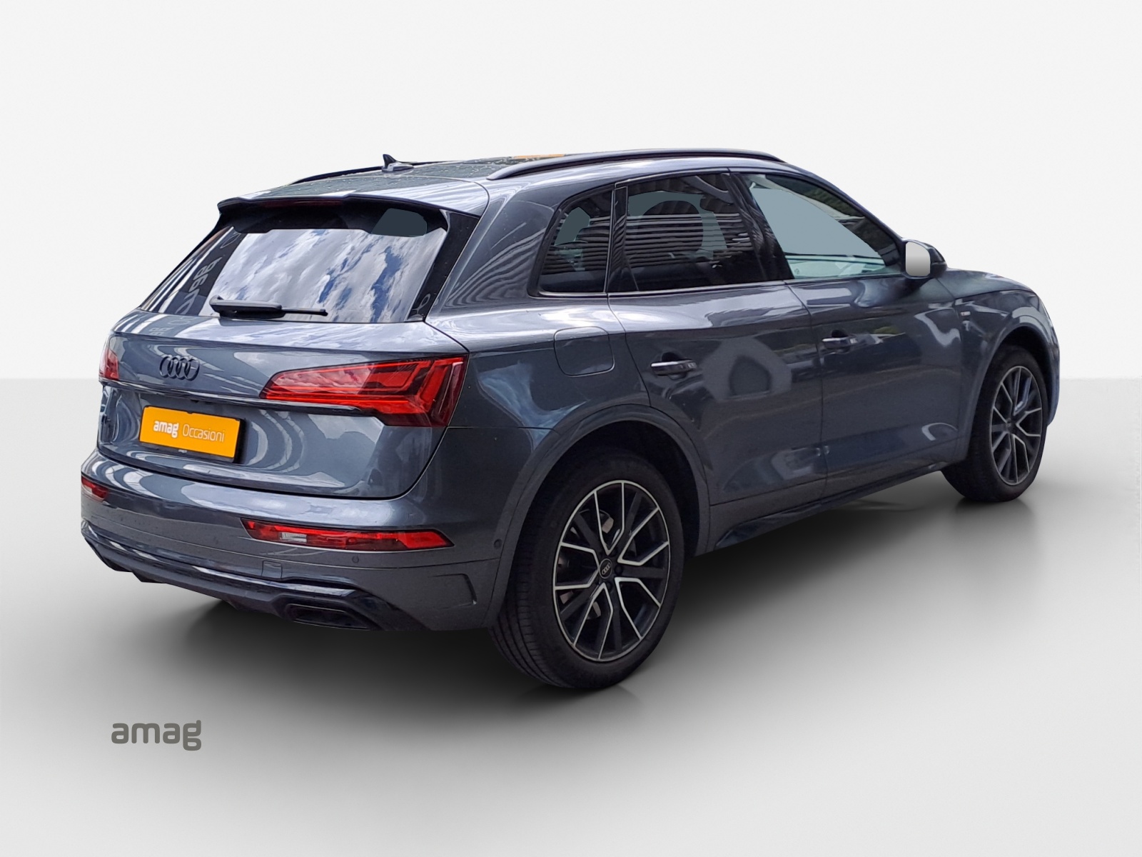 AUDI Q5 40 TFSI S line quattro S-tronic-image-4