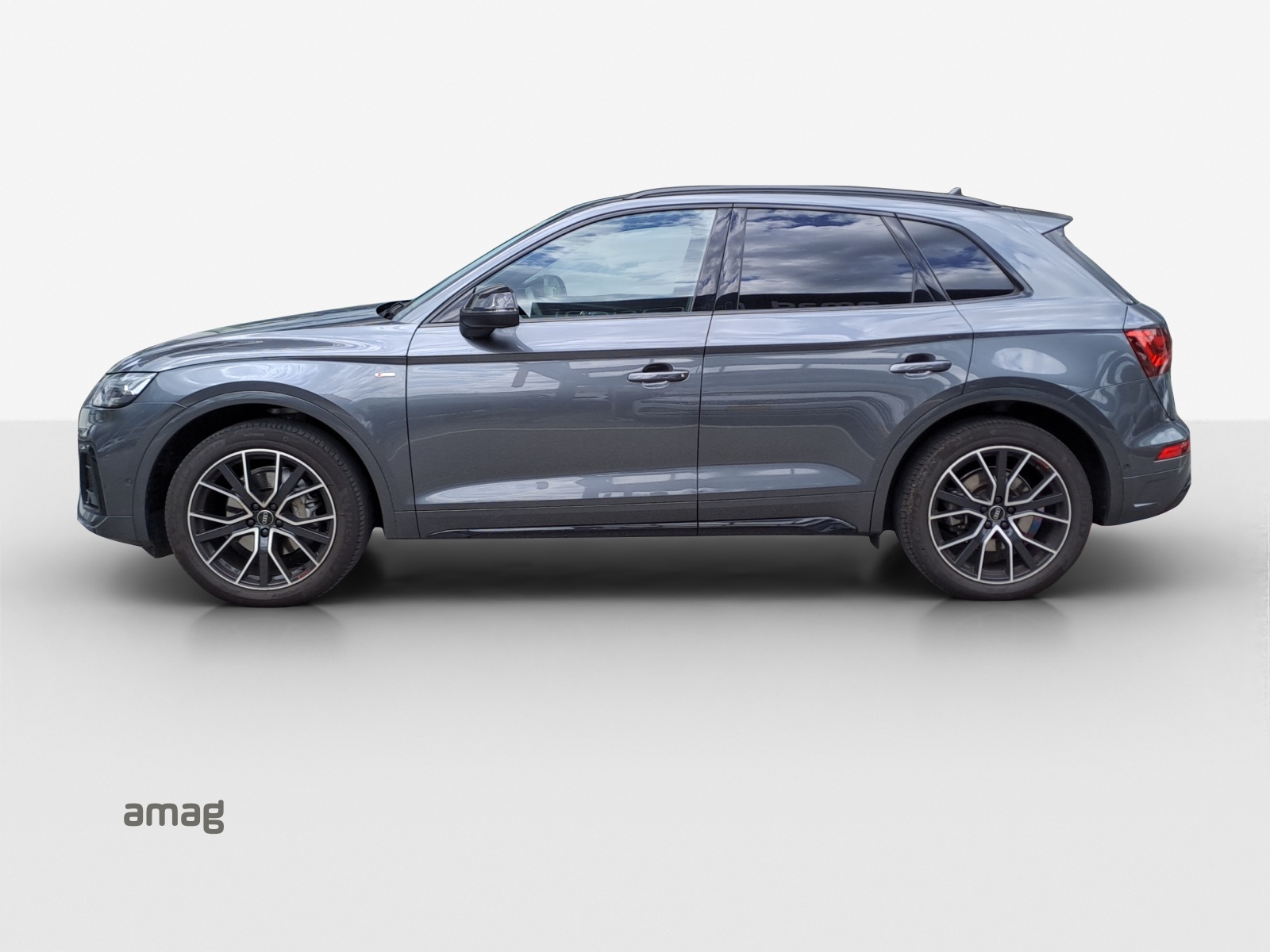 AUDI Q5 40 TFSI S line quattro S-tronic-image-1
