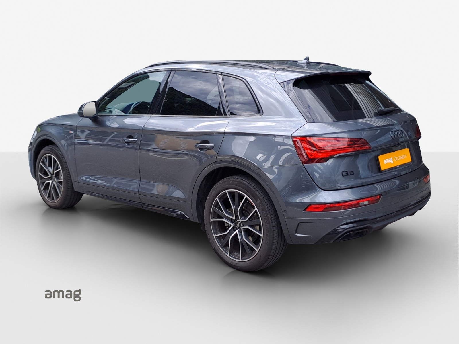 AUDI Q5 40 TFSI S line quattro S-tronic-image-2