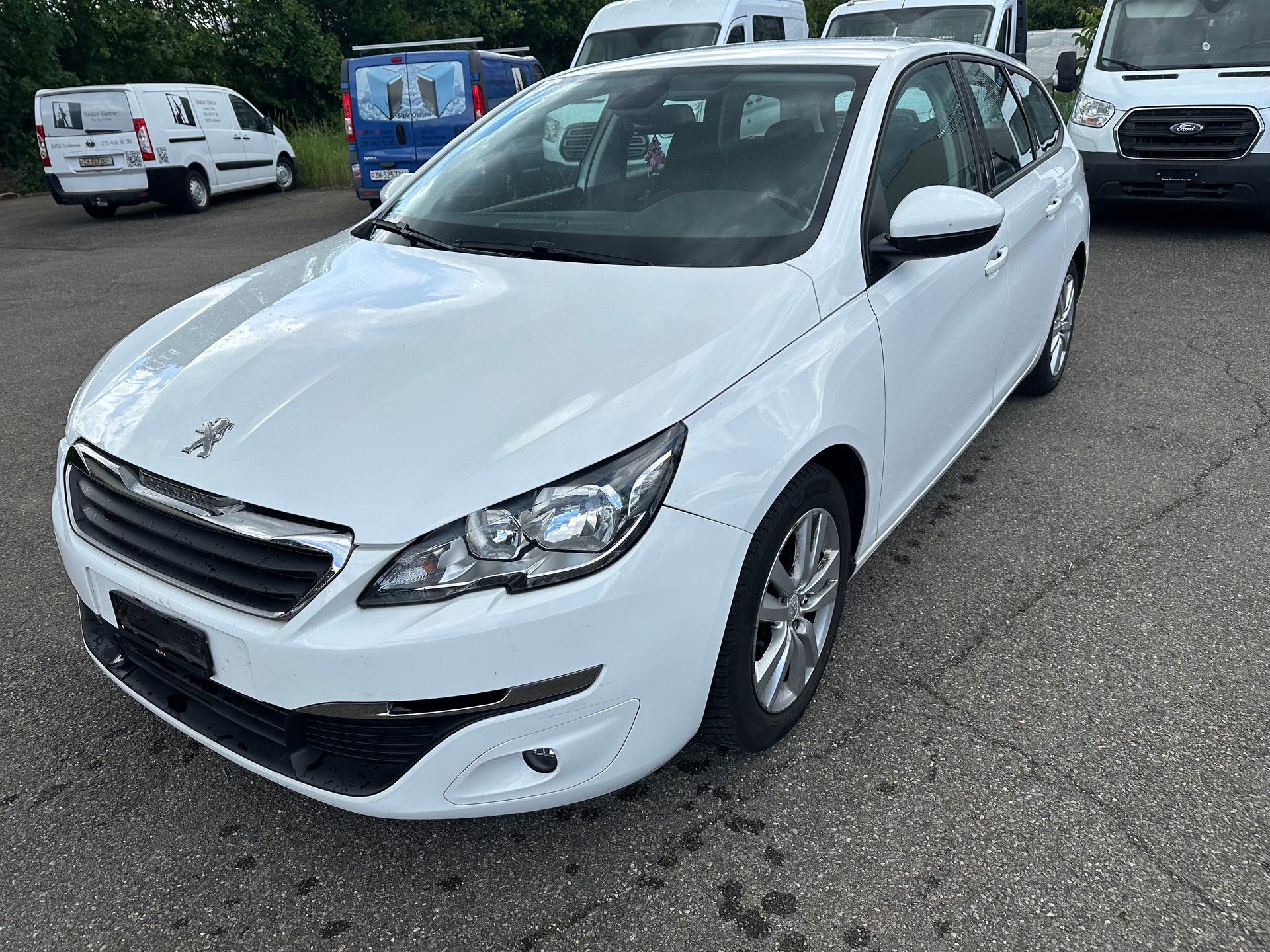 PEUGEOT 308 SW 1.6 BlueHDI Business-image-0