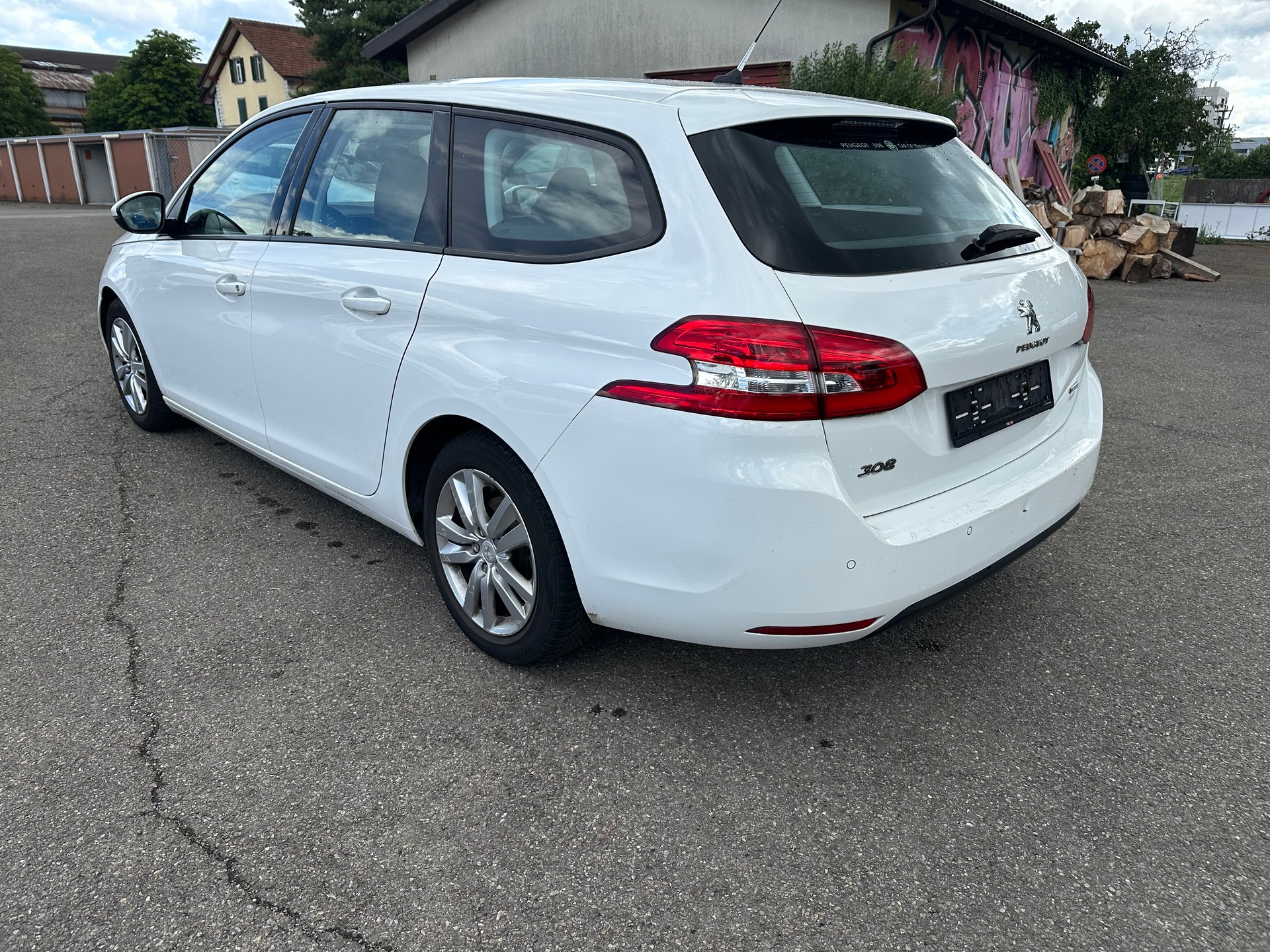PEUGEOT 308 SW 1.6 BlueHDI Business-image-6
