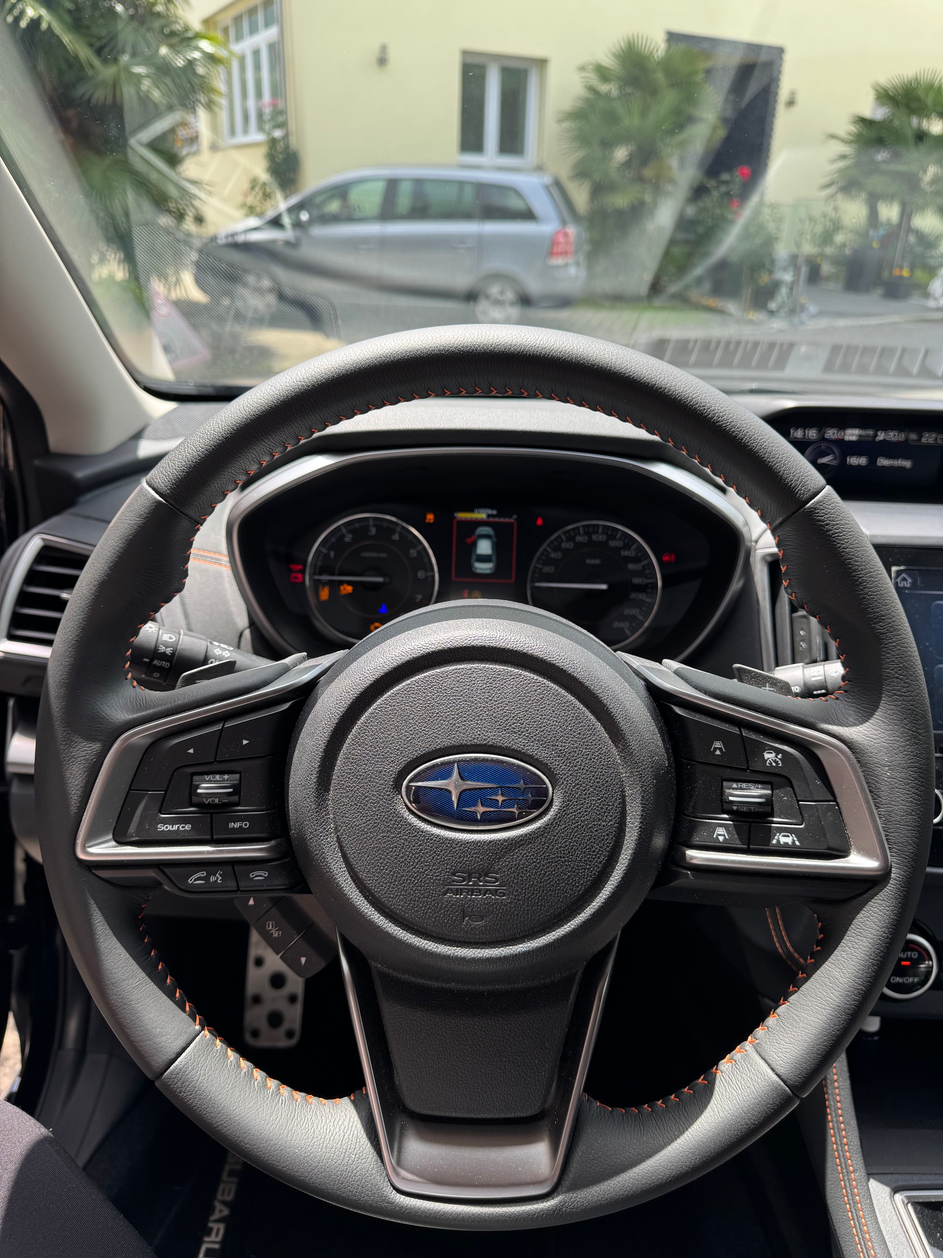 SUBARU XV 2.0 Swiss Plus AWD Lineartronic-image-10