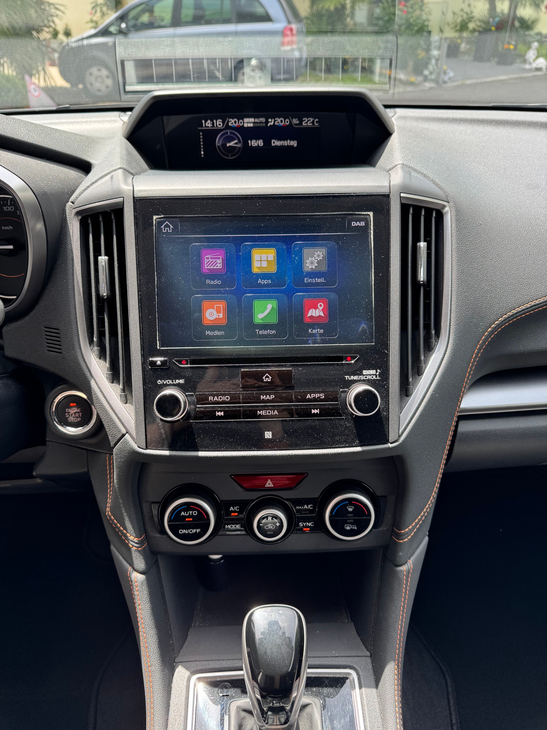 SUBARU XV 2.0 Swiss Plus AWD Lineartronic-image-9