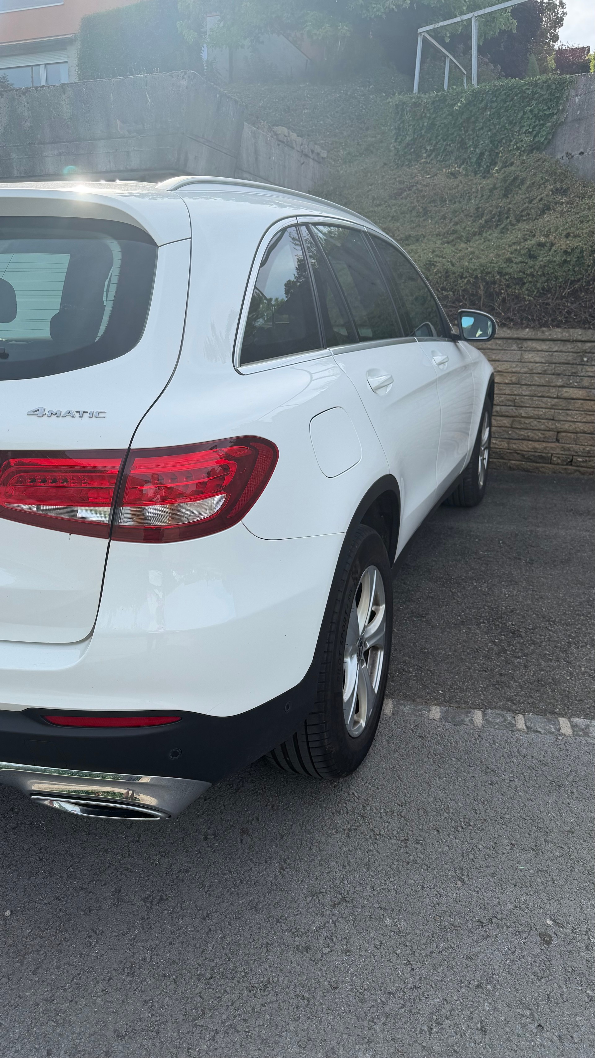 MERCEDES-BENZ GLC 350 d 4m-image-2