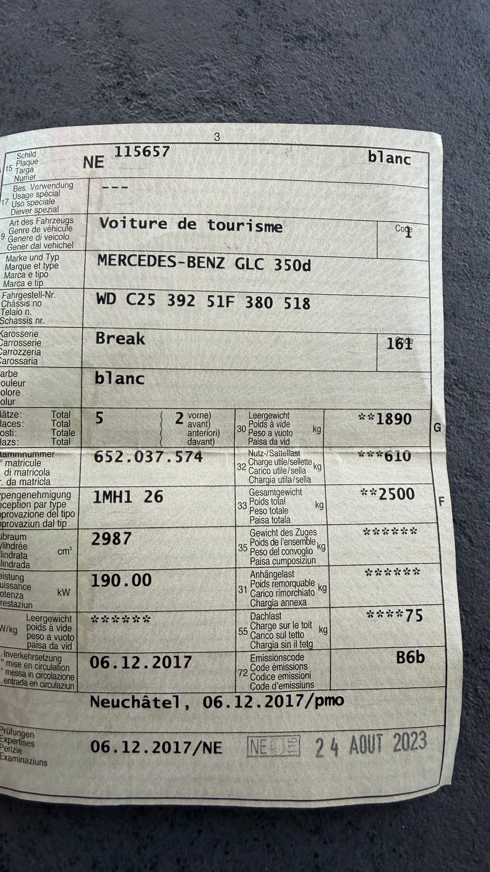 MERCEDES-BENZ GLC 350 d 4m-image-5