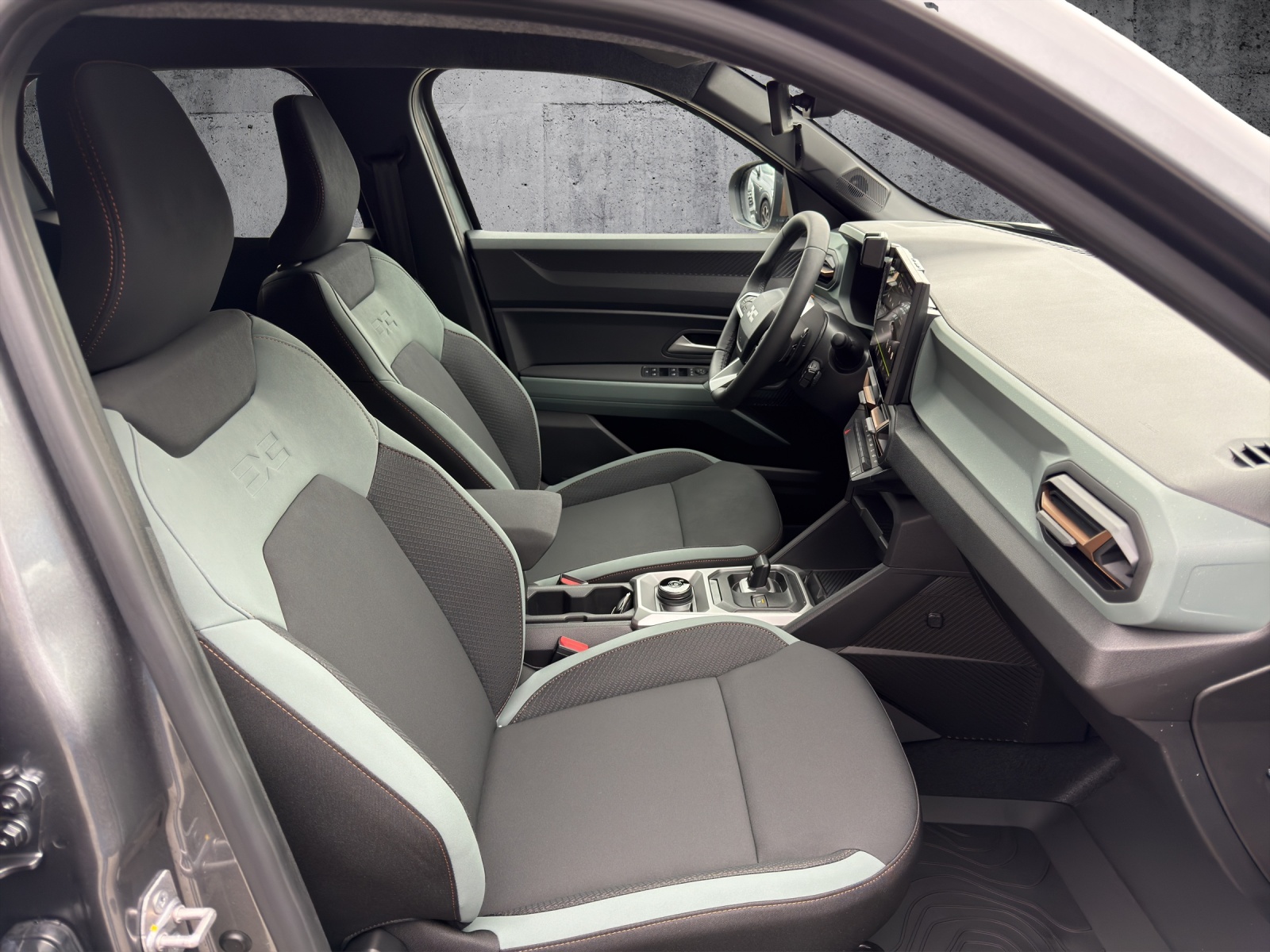 DACIA Duster TCe 150 48V Extreme 4x4 **Adaptiver Tempomat**-image-21