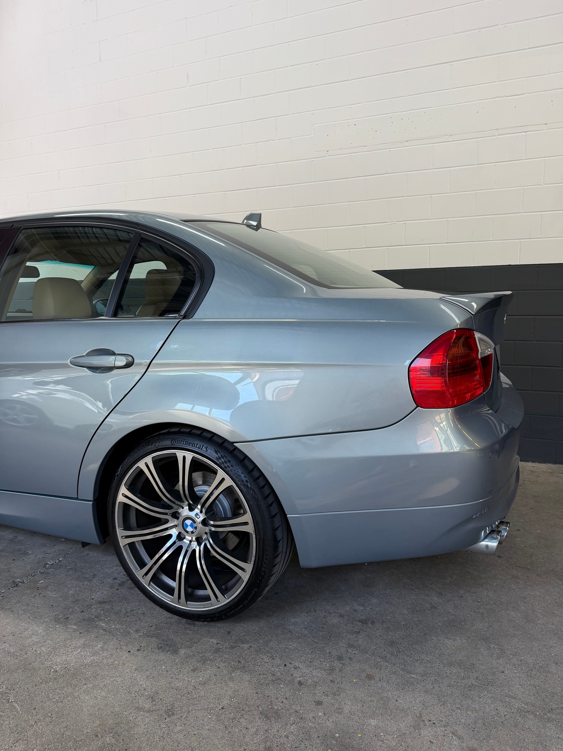 BMW 320i //NEU AB MFK-image-8