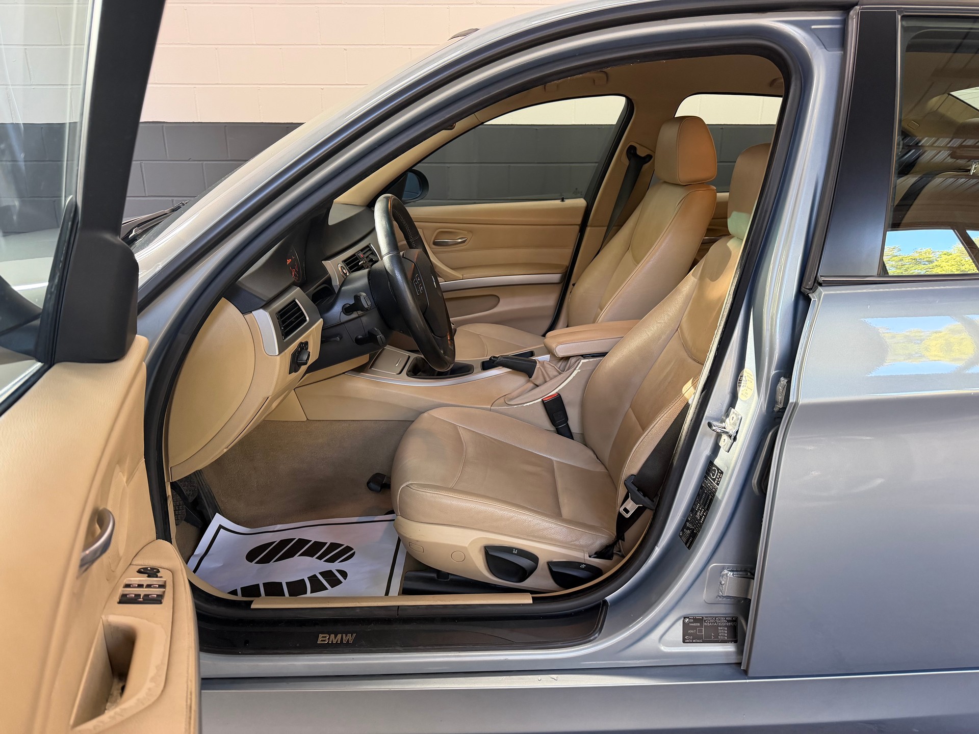 BMW 320i //NEU AB MFK-image-10