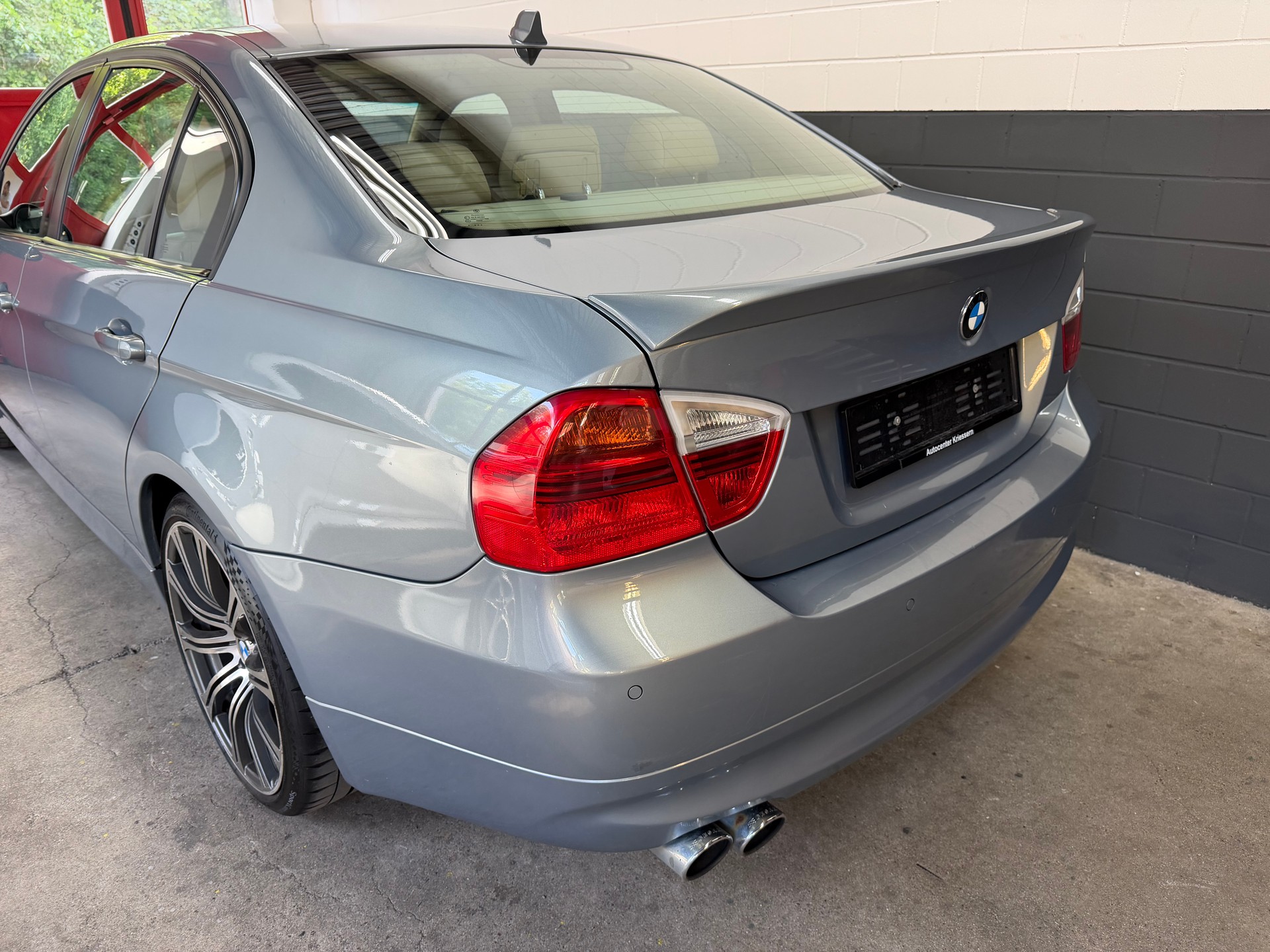 BMW 320i //NEU AB MFK-image-7