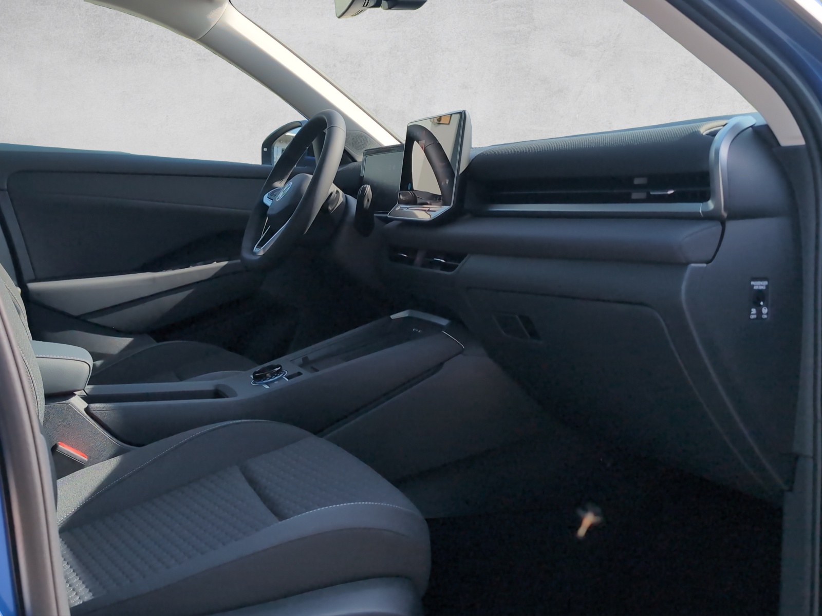 VW T-Roc NF Trend-image-11