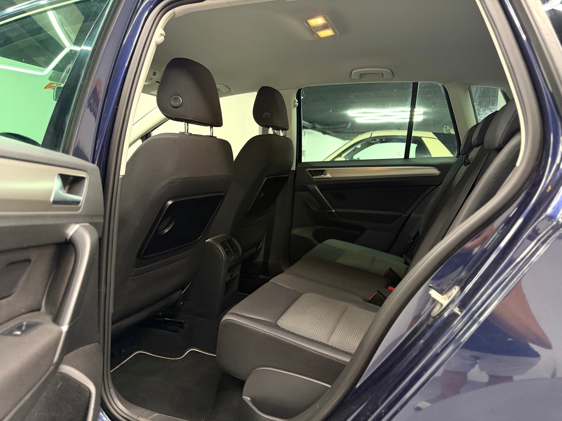 VW Golf Sportsvan 1.4 TSI Comfortline DSG-image-11