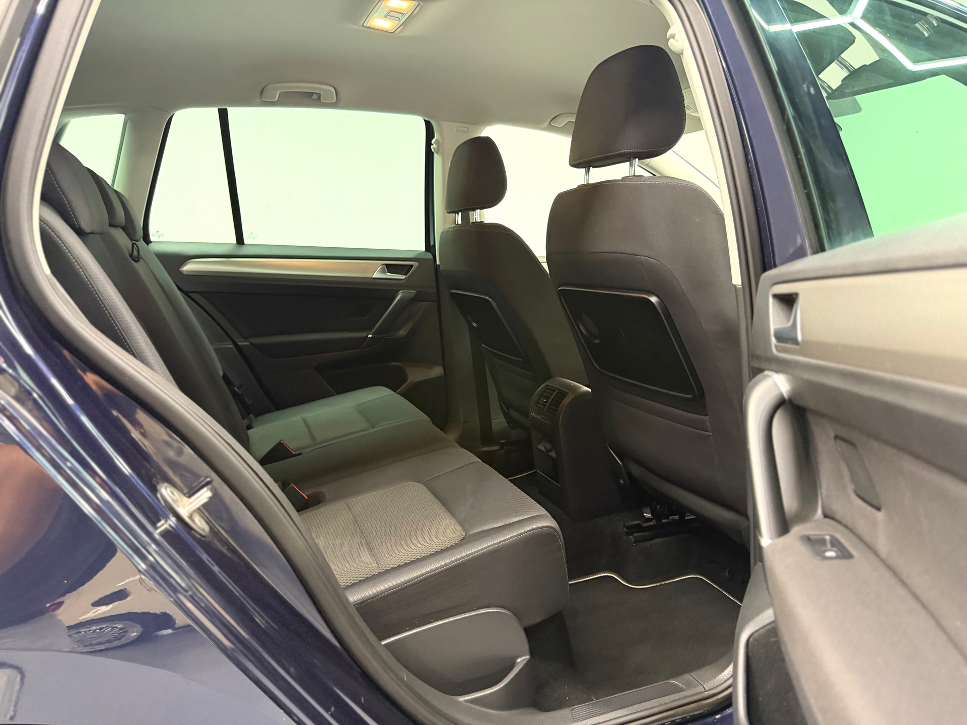 VW Golf Sportsvan 1.4 TSI Comfortline DSG-image-13