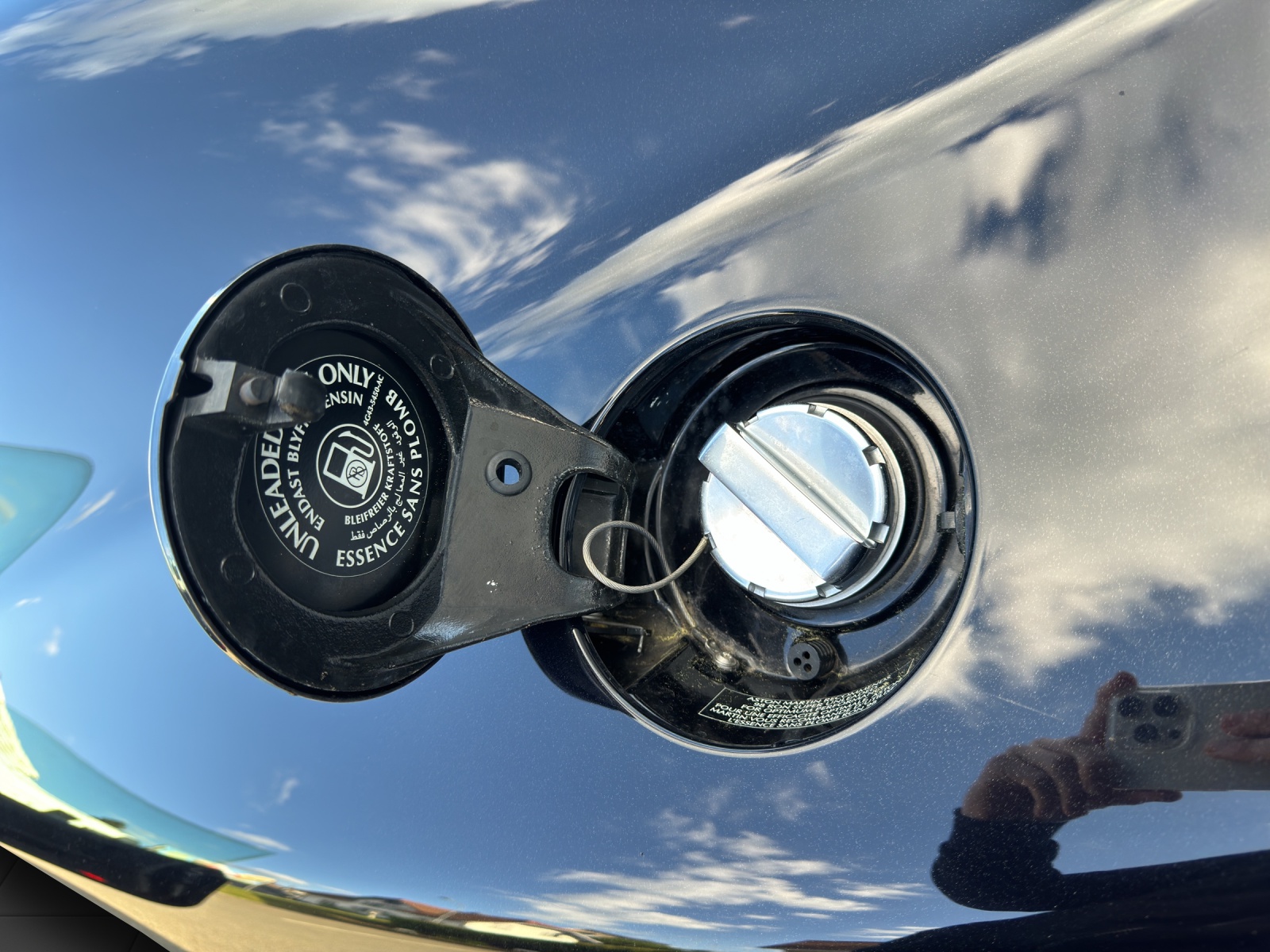 ASTON MARTIN DBS Coupé Touchtronic 2-image-20