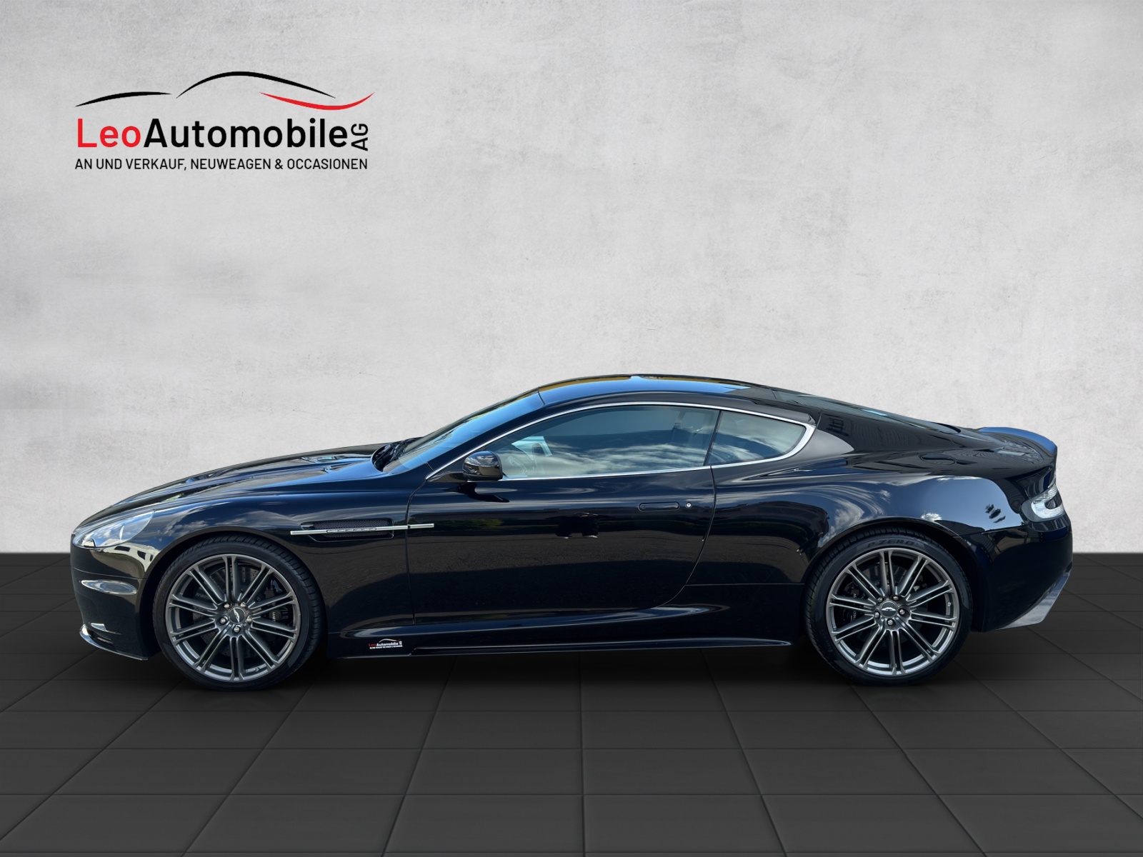 ASTON MARTIN DBS Coupé Touchtronic 2-image-1