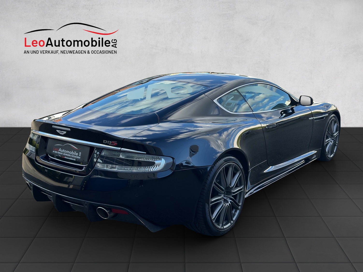 ASTON MARTIN DBS Coupé Touchtronic 2-image-4