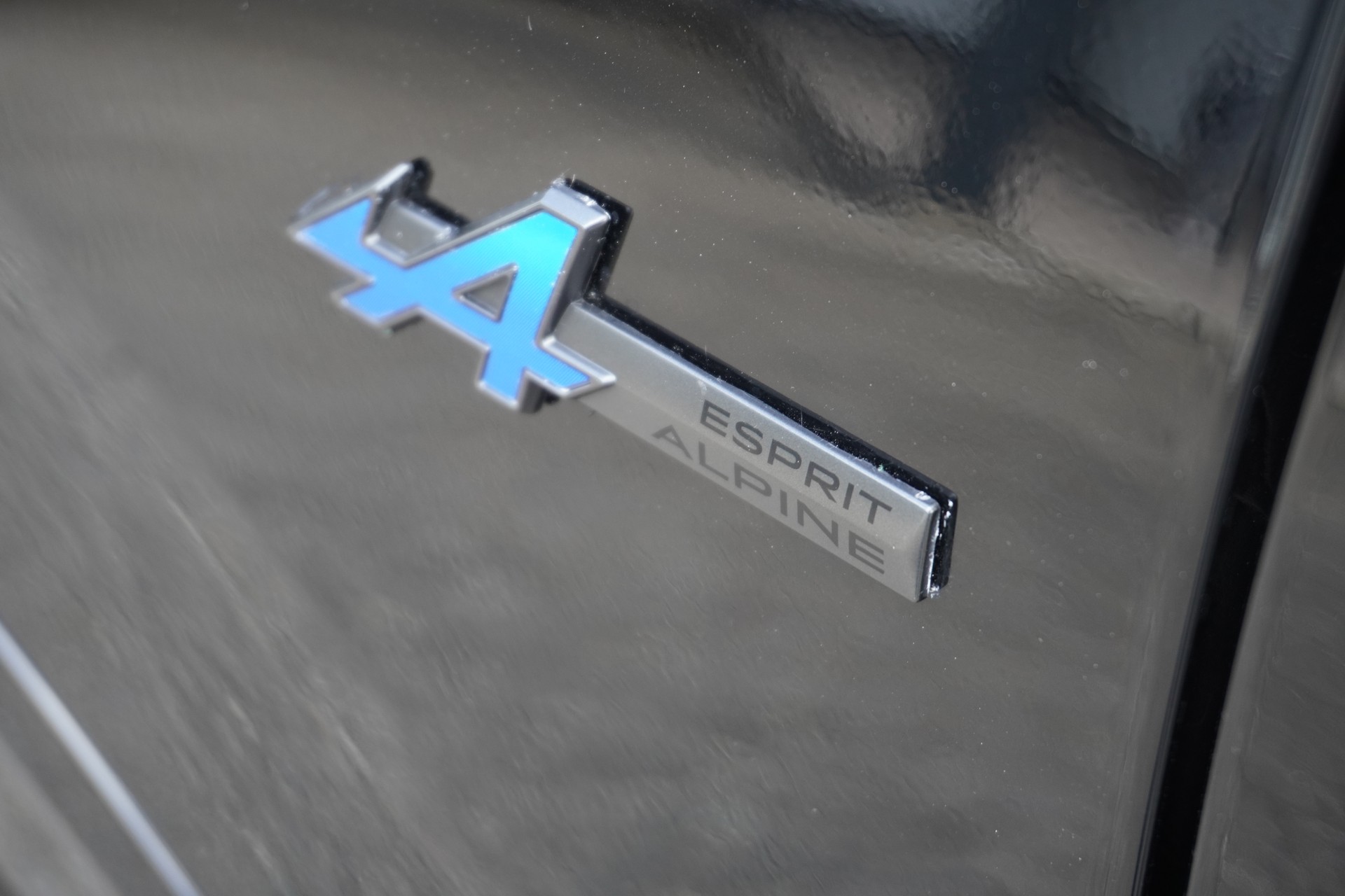 RENAULT Rafale 1.2 E-Tech Hybrid 200 Esprit Alpine-image-42