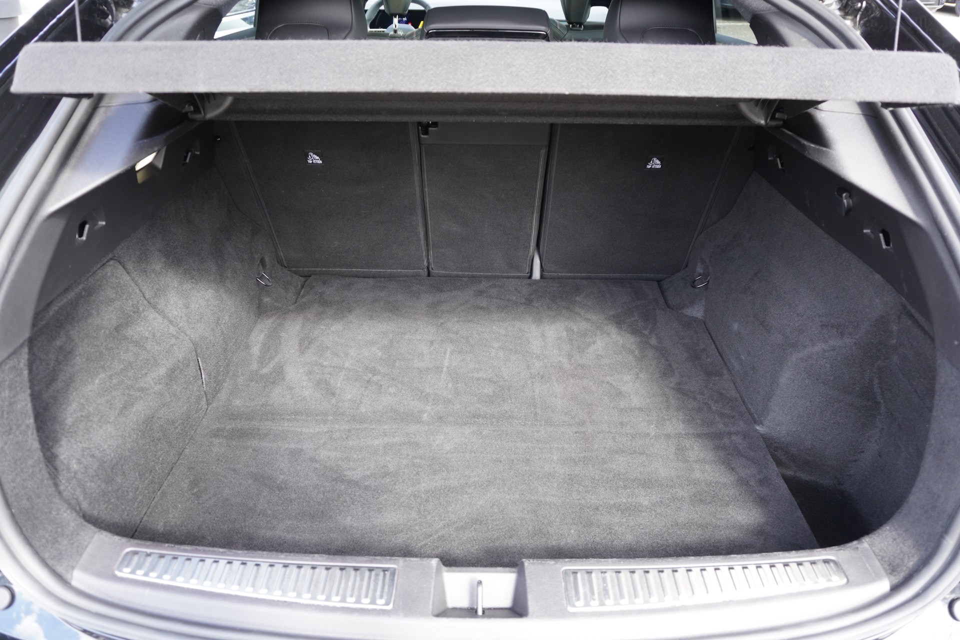 RENAULT Rafale 1.2 E-Tech Hybrid 200 Esprit Alpine-image-9