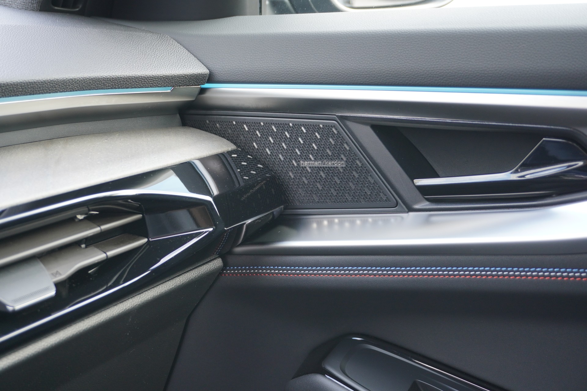 RENAULT Rafale 1.2 E-Tech Hybrid 200 Esprit Alpine-image-33