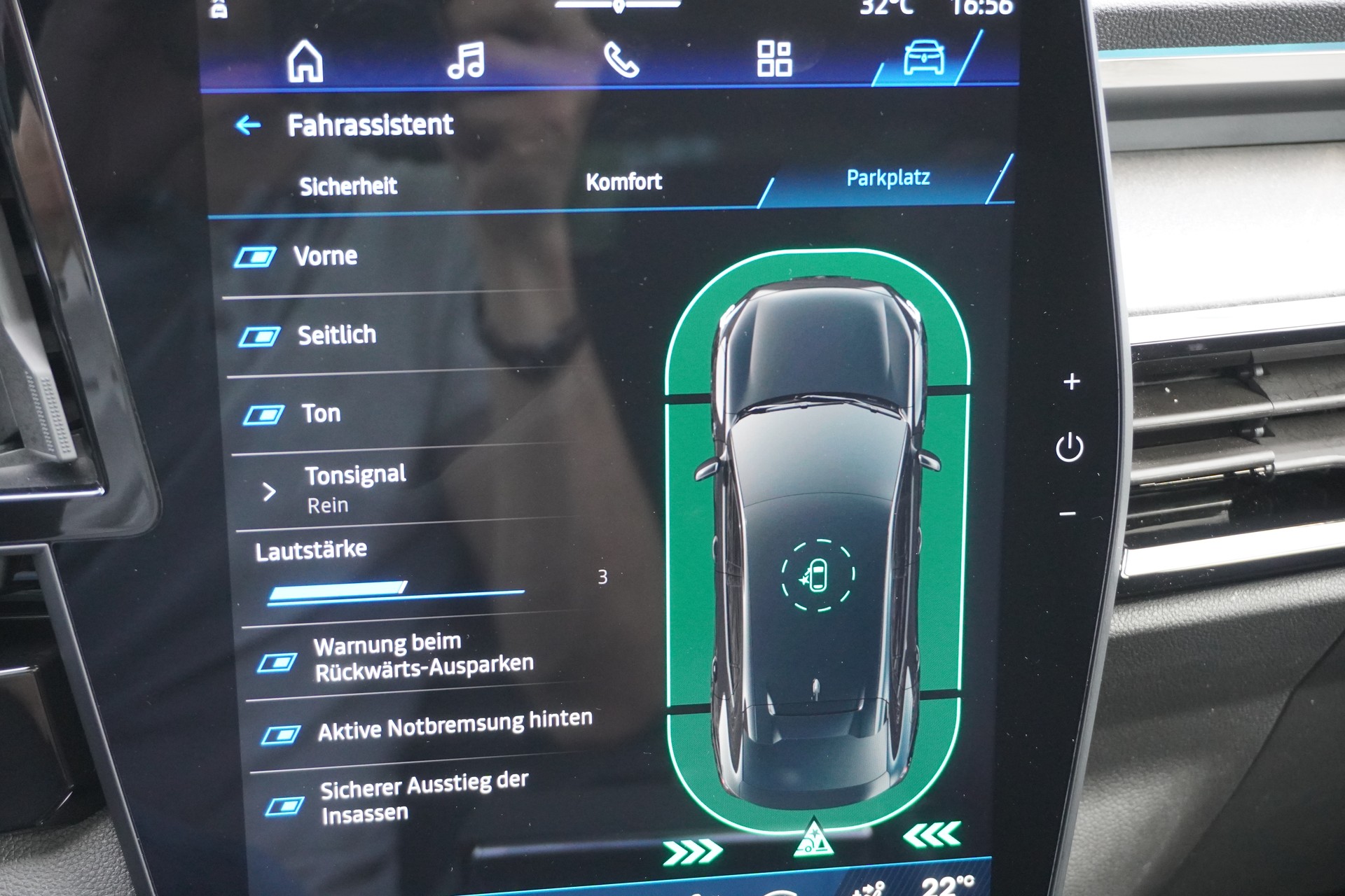 RENAULT Rafale 1.2 E-Tech Hybrid 200 Esprit Alpine-image-31