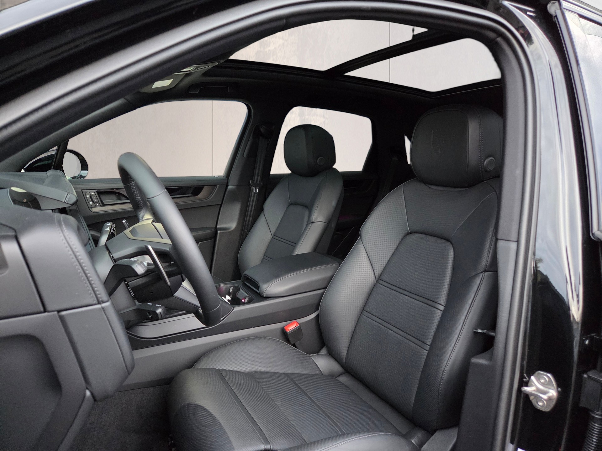 PORSCHE Cayenne Black Edition Tiptronic-image-10