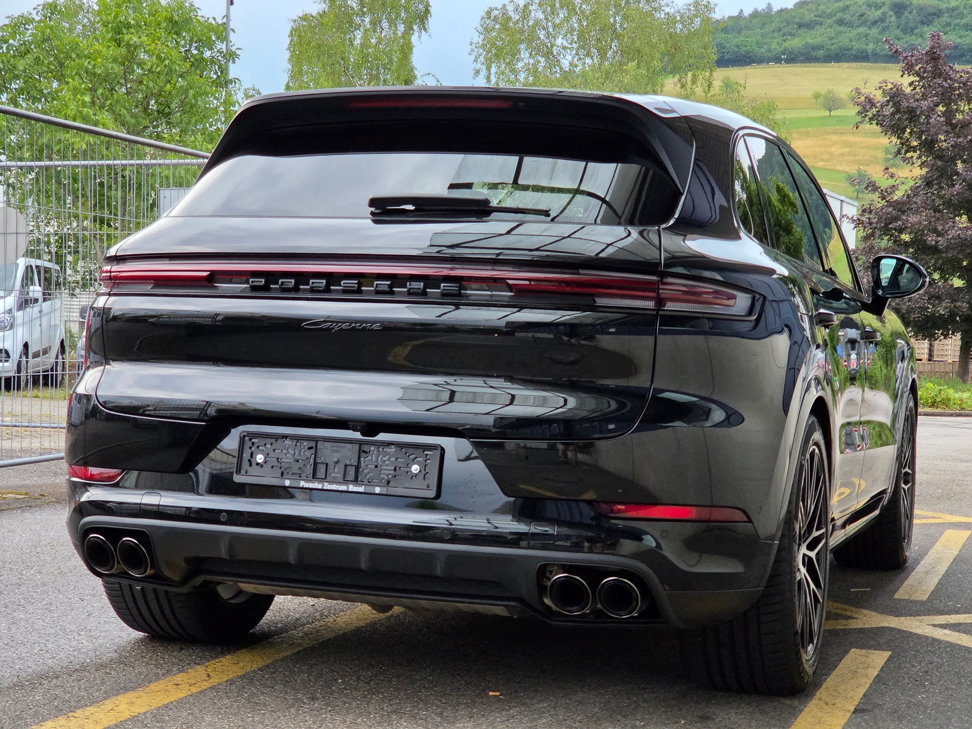 PORSCHE Cayenne Black Edition Tiptronic-image-19