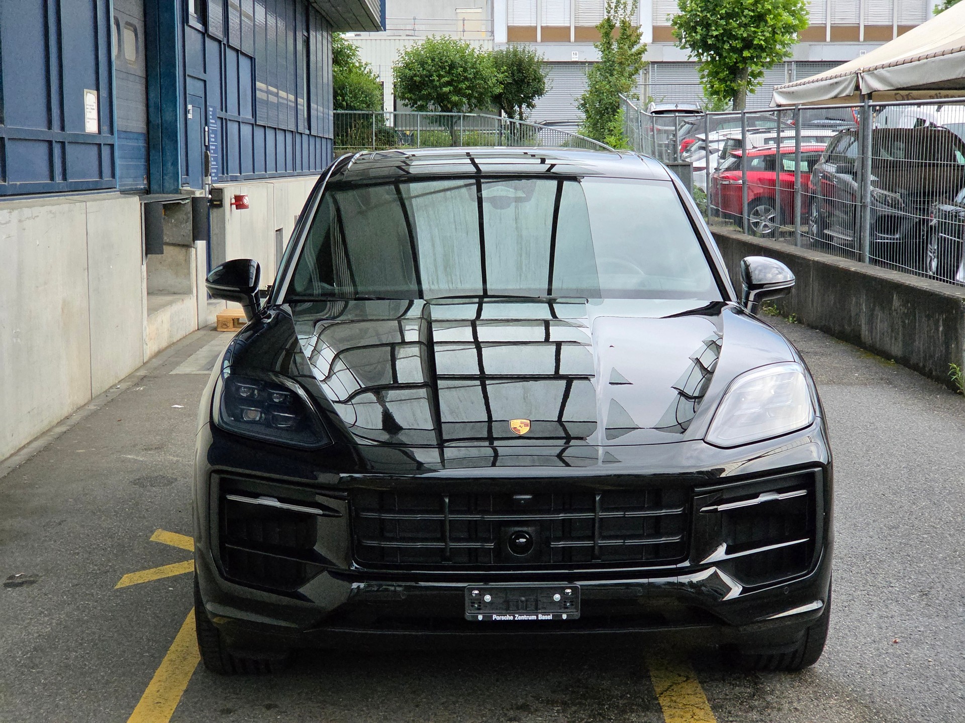 PORSCHE Cayenne Black Edition Tiptronic-image-22